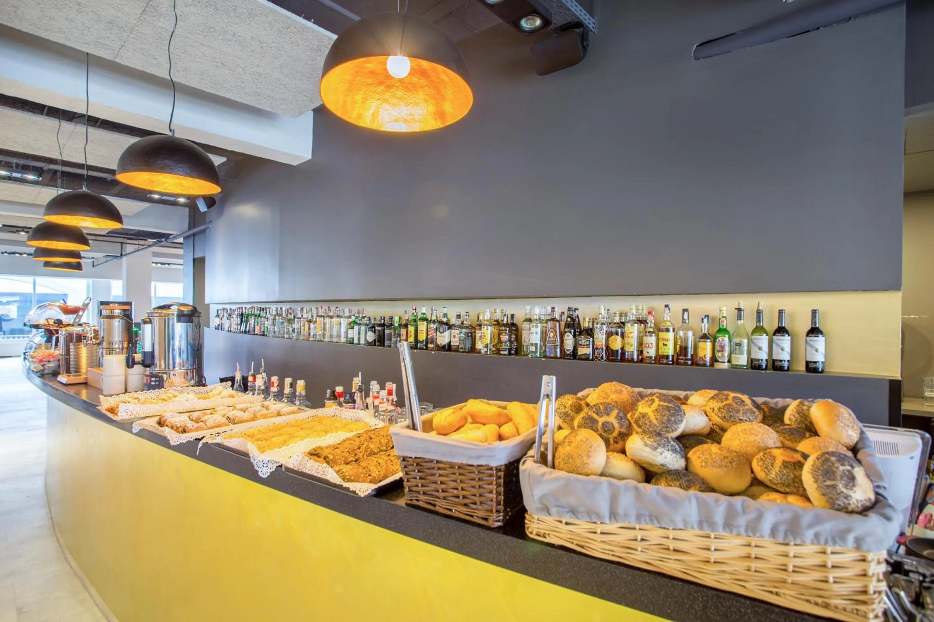 Restaurant/places to eat in Planet Hotels ONE - Adults Only 16 years