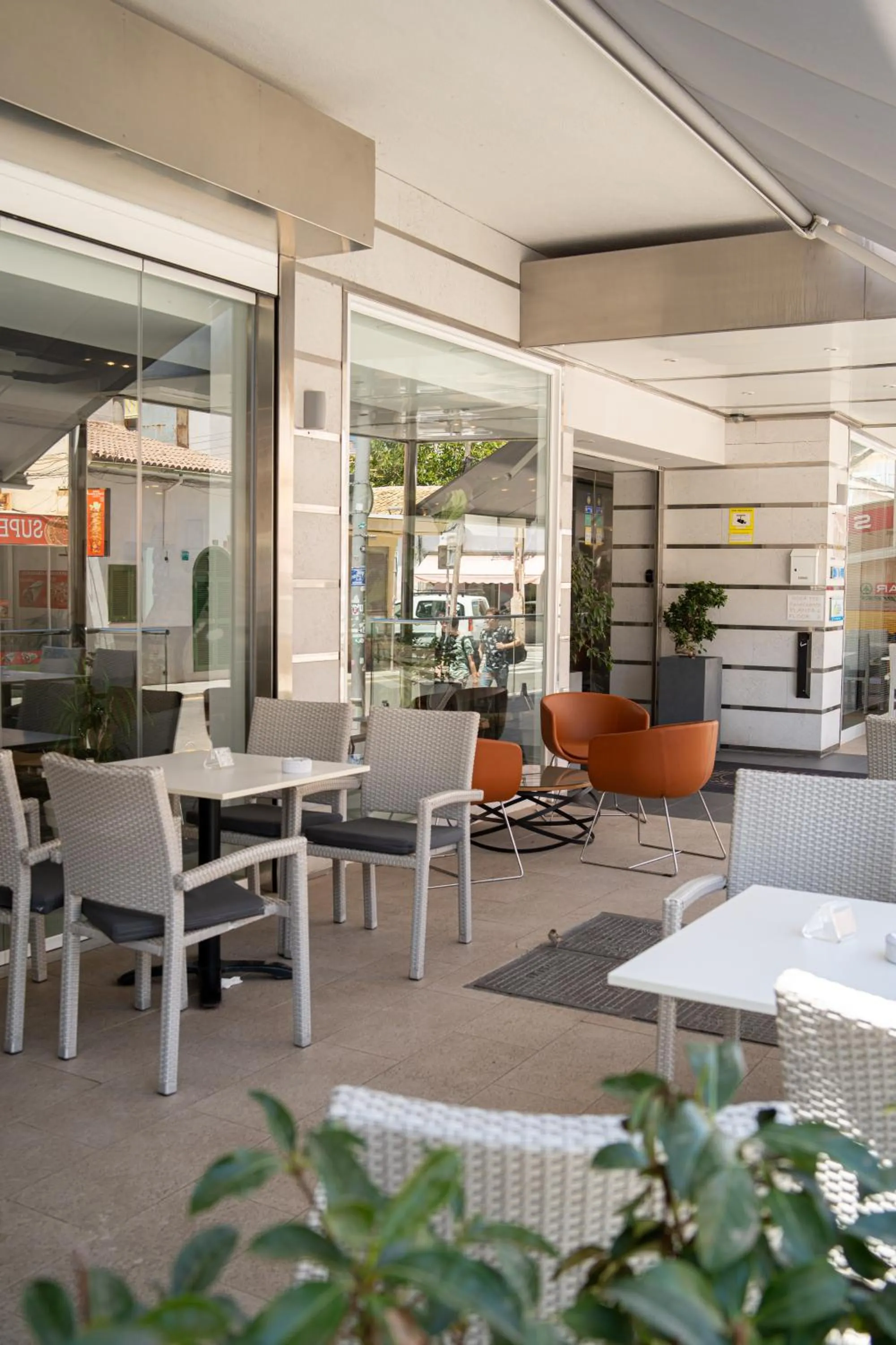 Restaurant/places to eat in Planet Hotels ONE - Adults Only 16 years