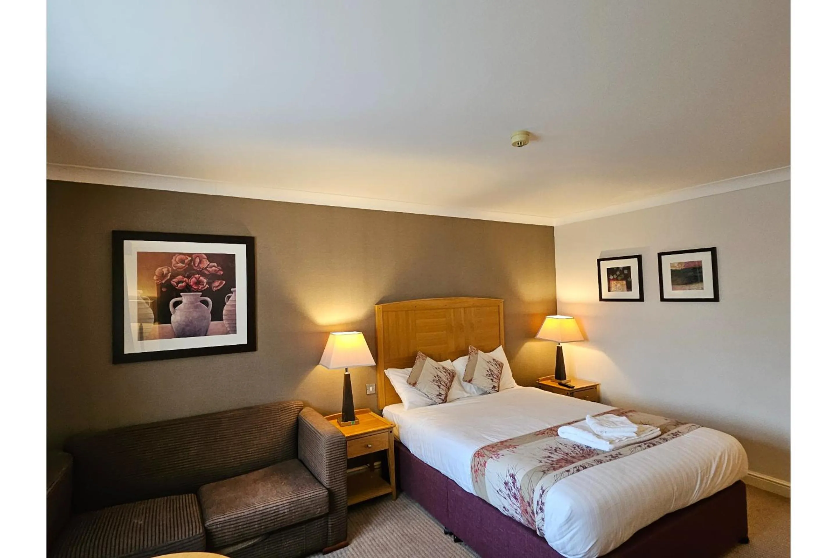 Bedroom, Bed in OYO Blaby Westfield Hotel
