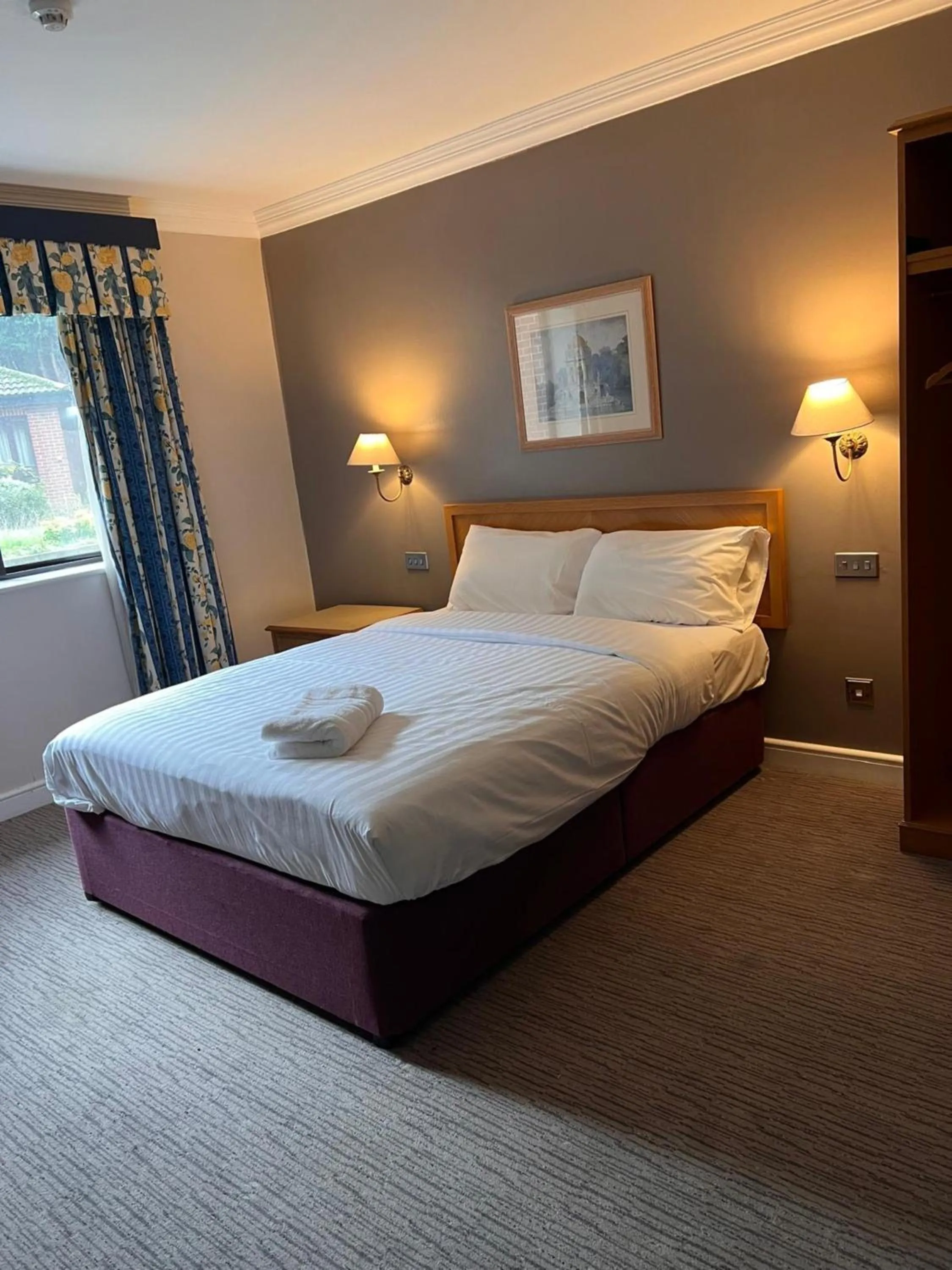 Bedroom, Bed in OYO Blaby Westfield Hotel