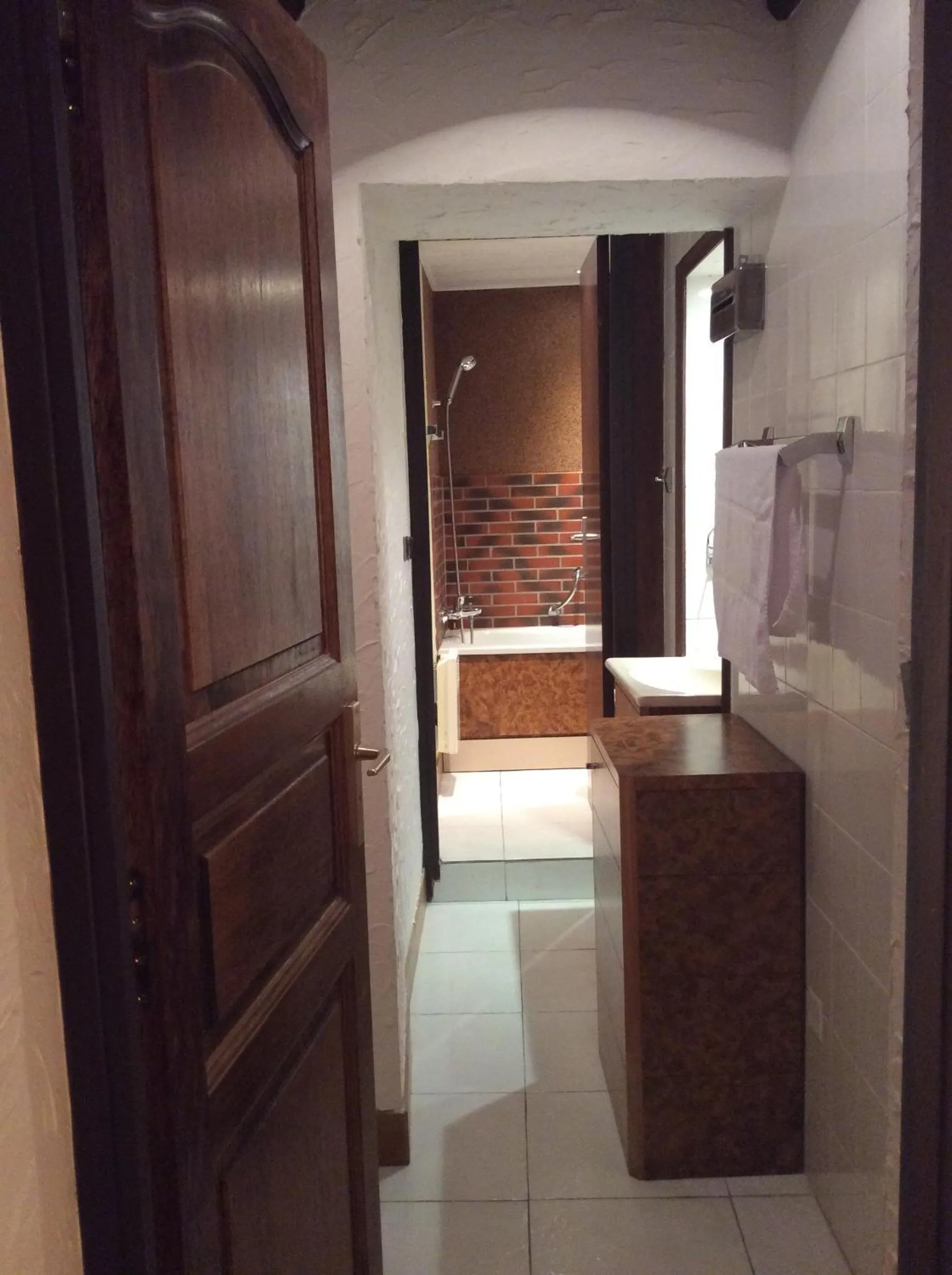 Toilet in Aux Prisons de Montagny