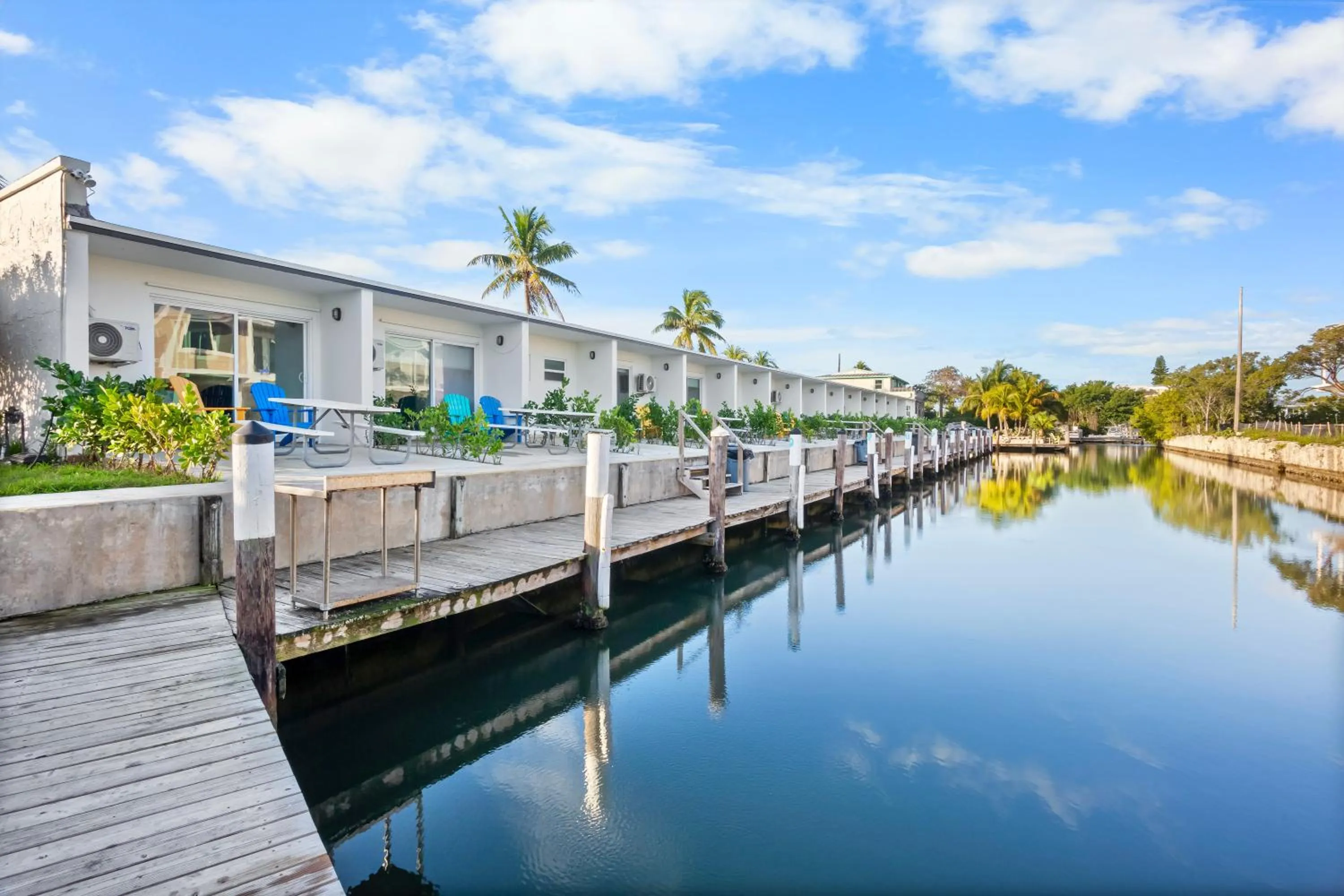 Property building in Coconut Cay Resort