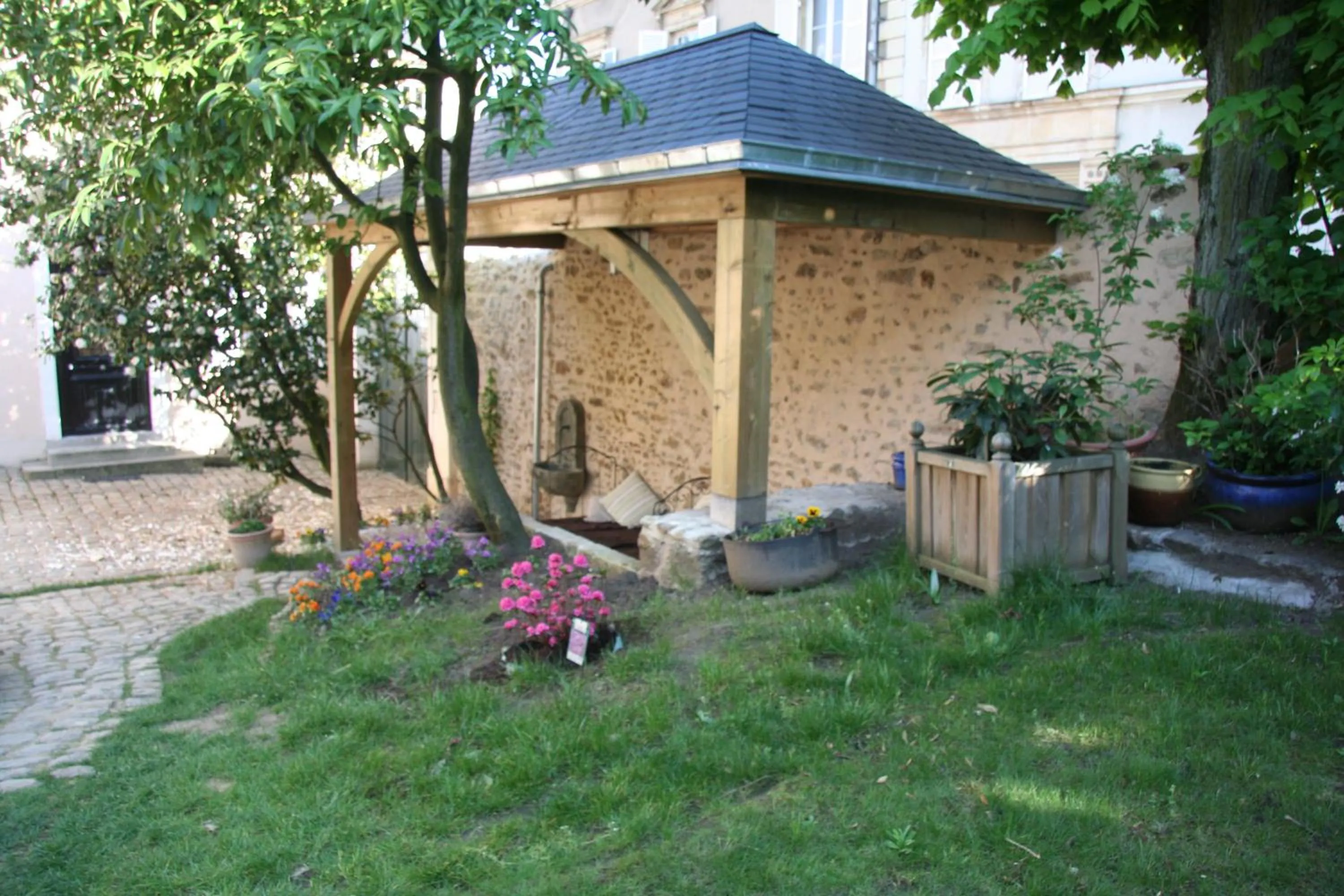 Property building in Chambres d'hôtes Le Clos d'Hauteville