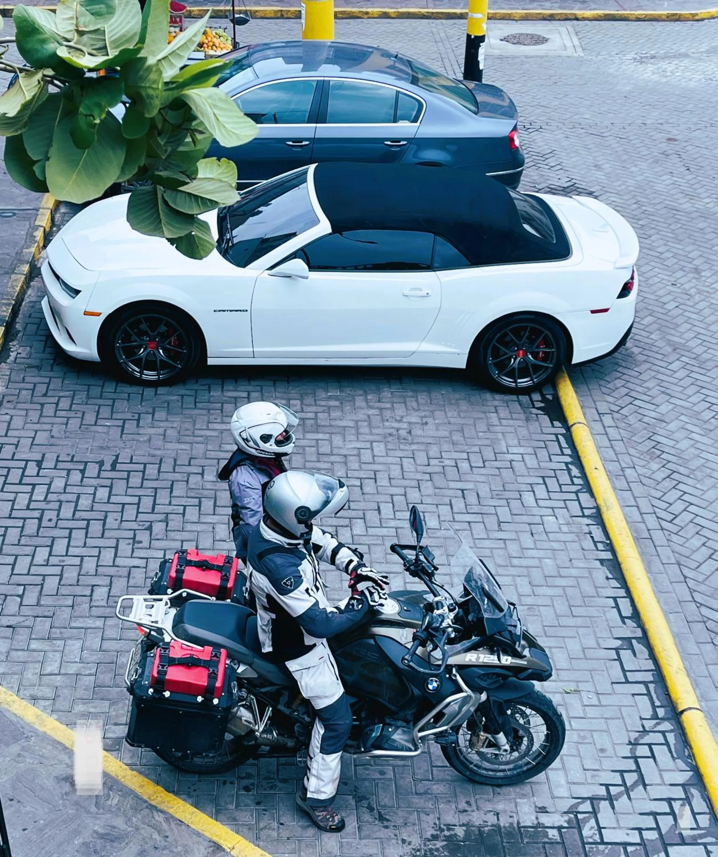 Parking in Hotel Plaza San Antonio Arequipa