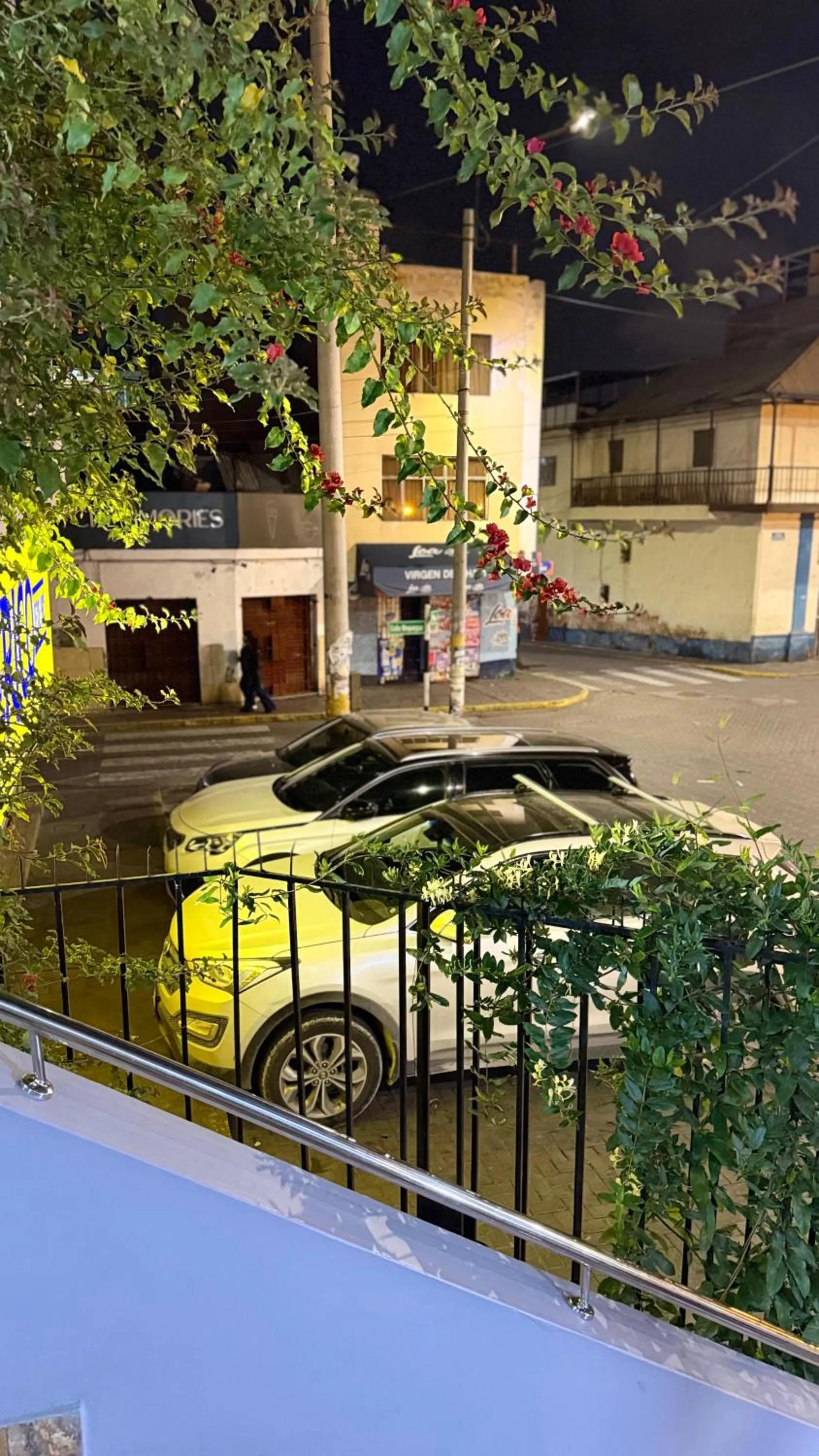 Parking in Hotel Plaza San Antonio Arequipa