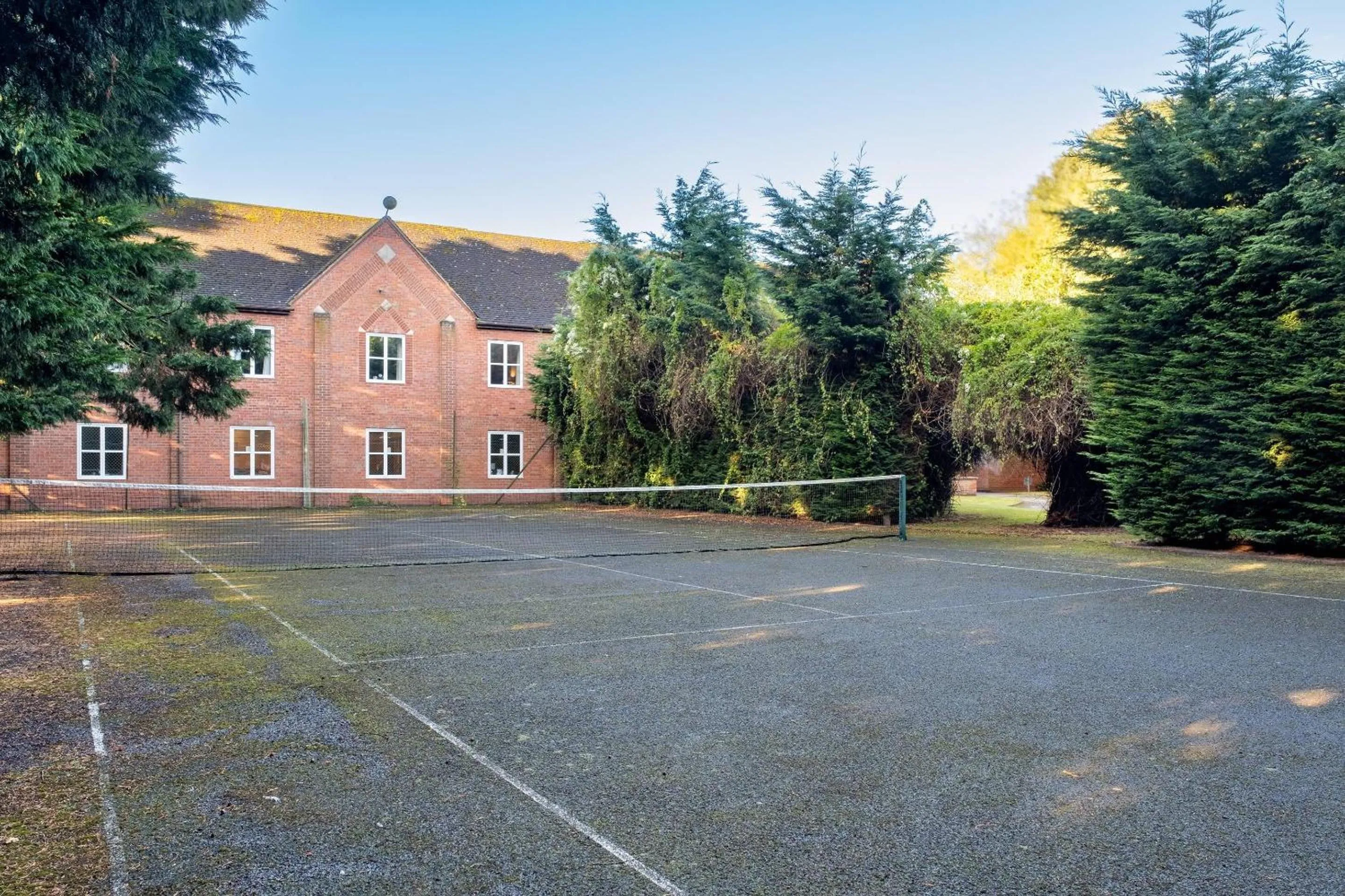 Property building in Clarion Hotel Charlecote Pheasant
