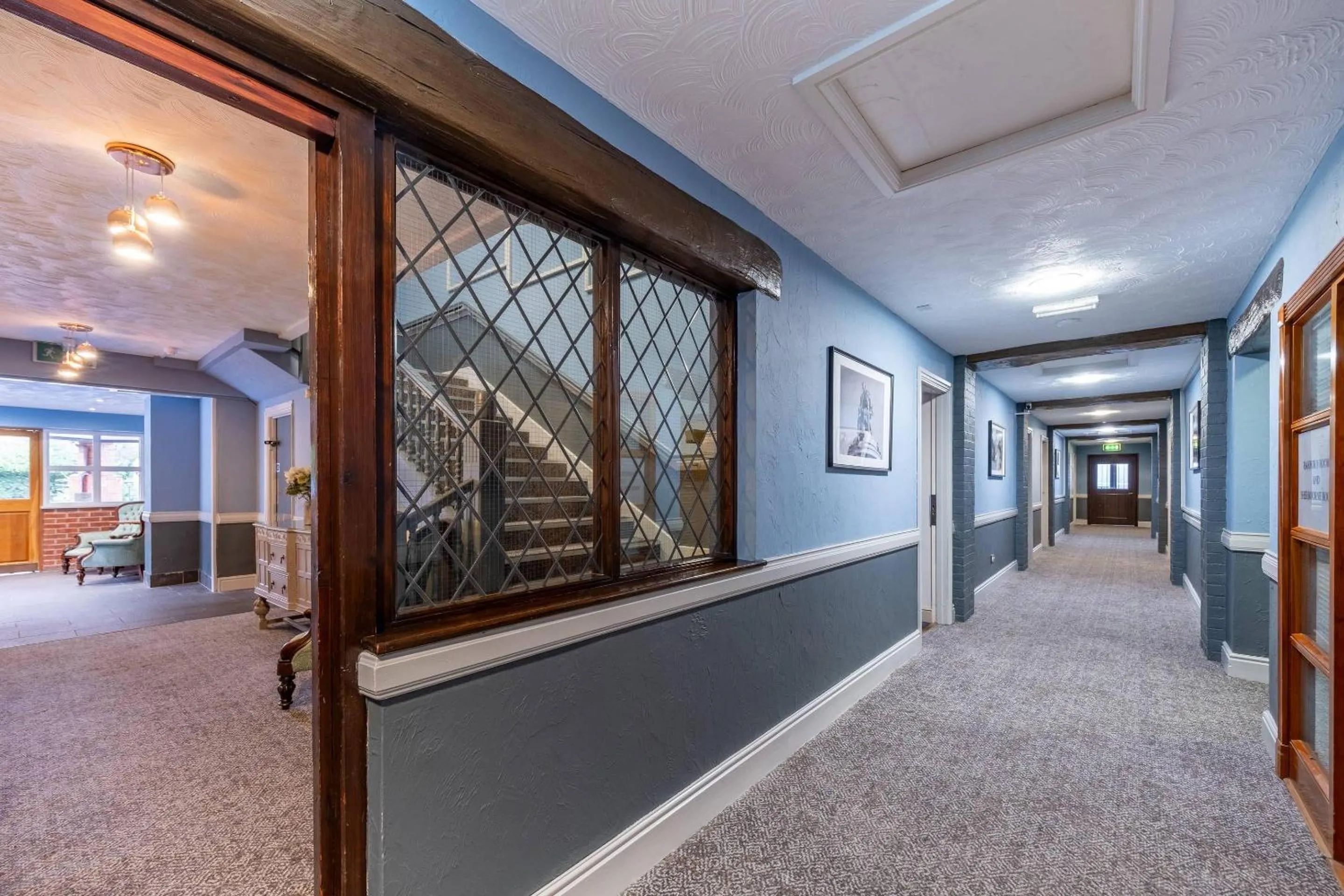 Lobby or reception in Clarion Hotel Charlecote Pheasant