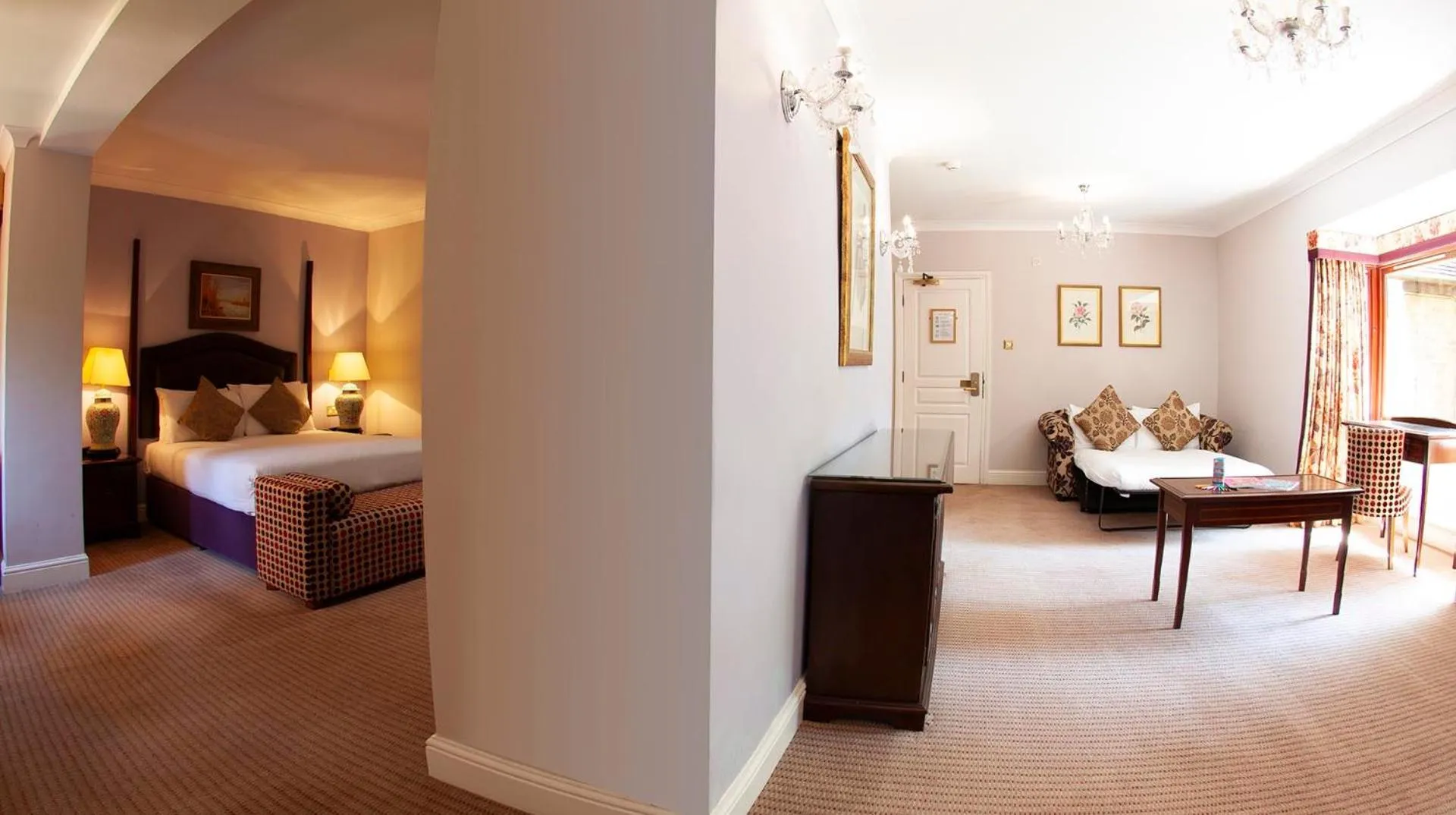 Photo of the whole room, Bed in Clarion Hotel Charlecote Pheasant