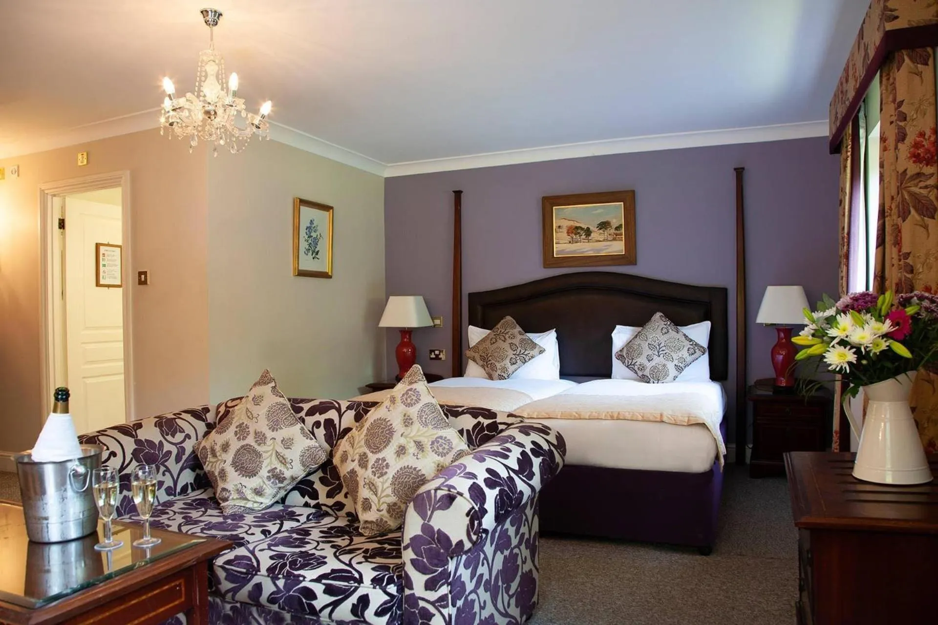 Bedroom, Bed in Clarion Hotel Charlecote Pheasant