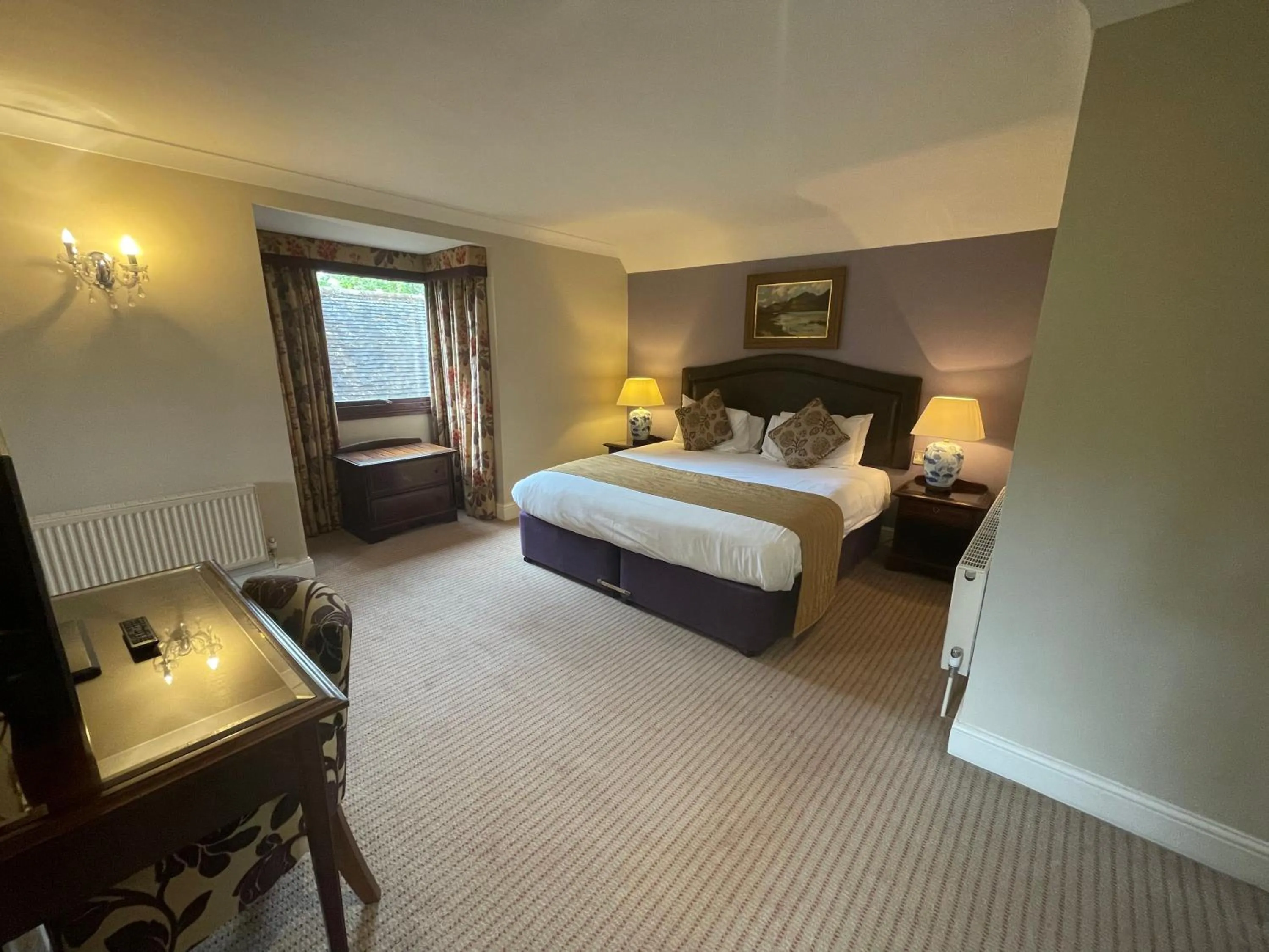 Bedroom, Bed in Clarion Hotel Charlecote Pheasant