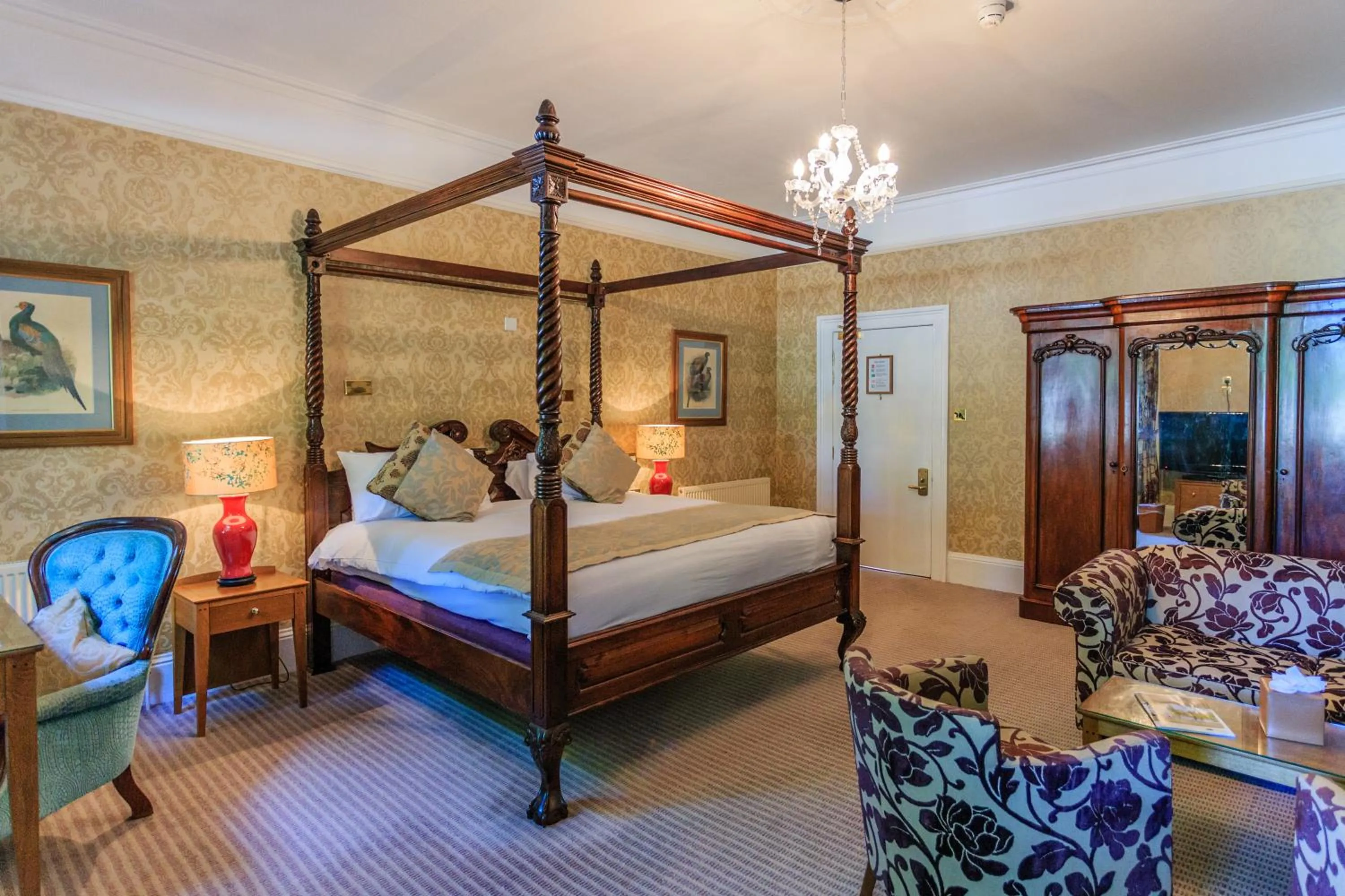 Bedroom, Bed in Clarion Hotel Charlecote Pheasant