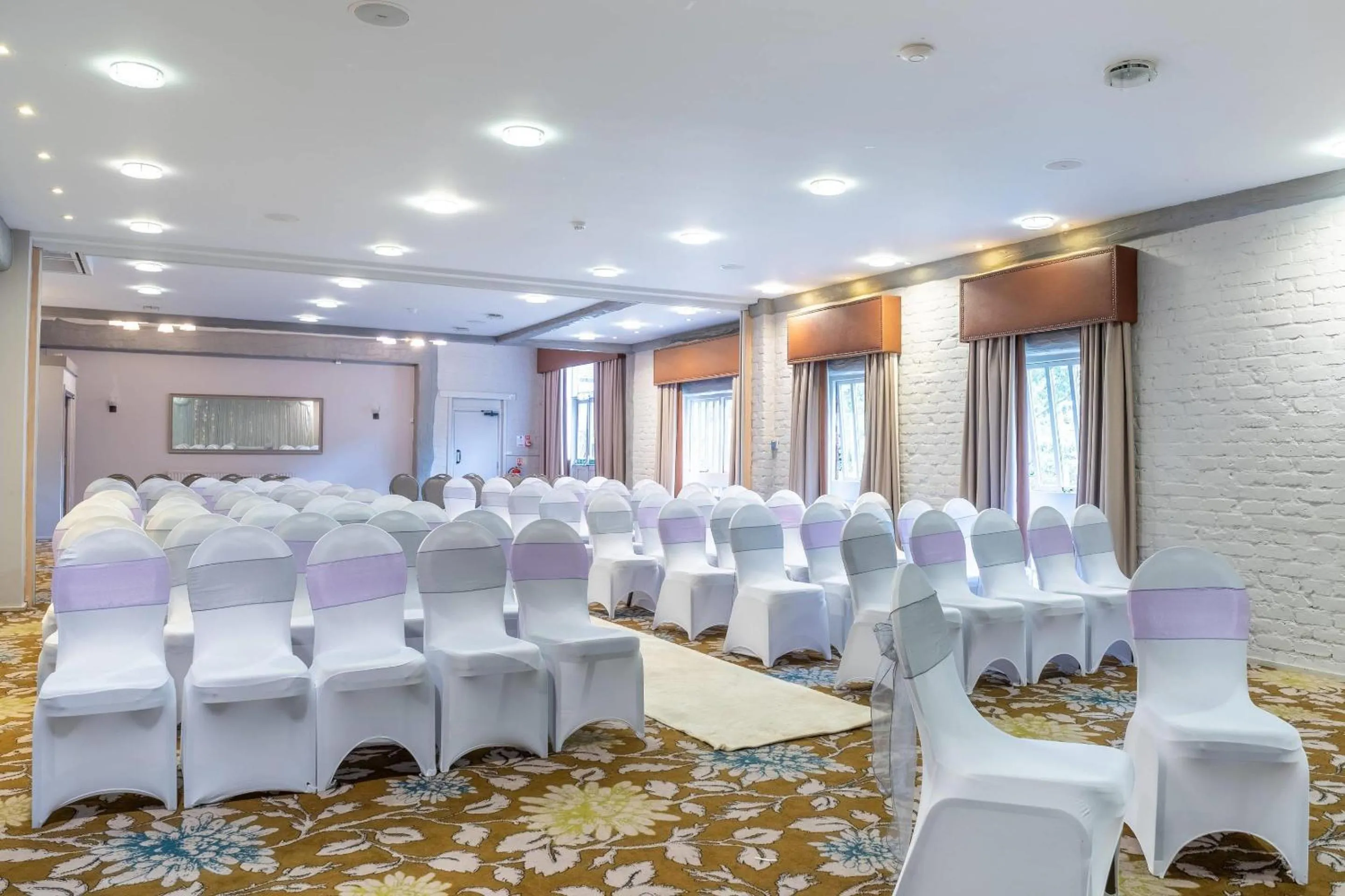 Meeting/conference room in Clarion Hotel Charlecote Pheasant