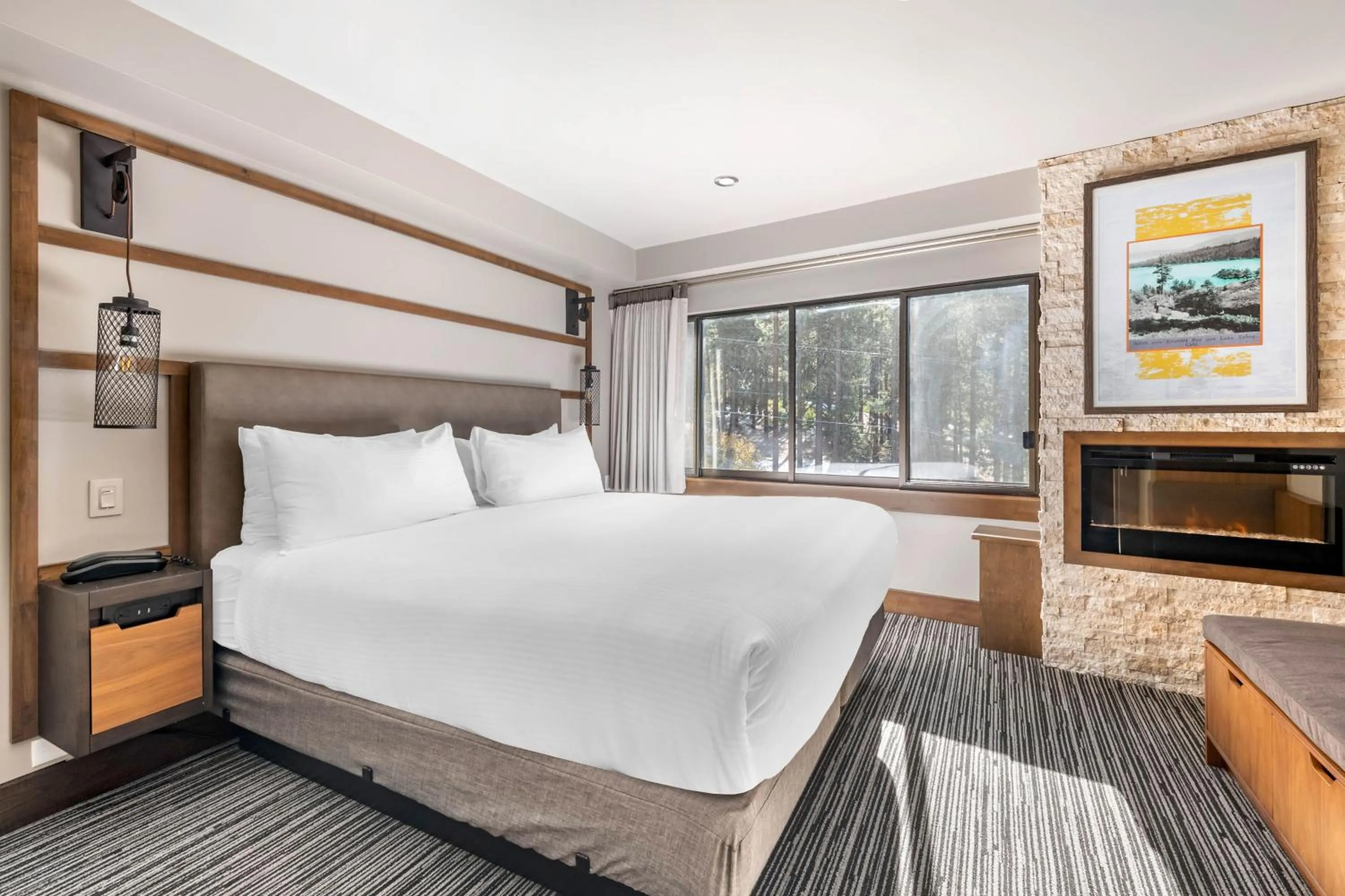 Bedroom, Bed in Hilton Vacation Club Tahoe Seasons Lake Tahoe