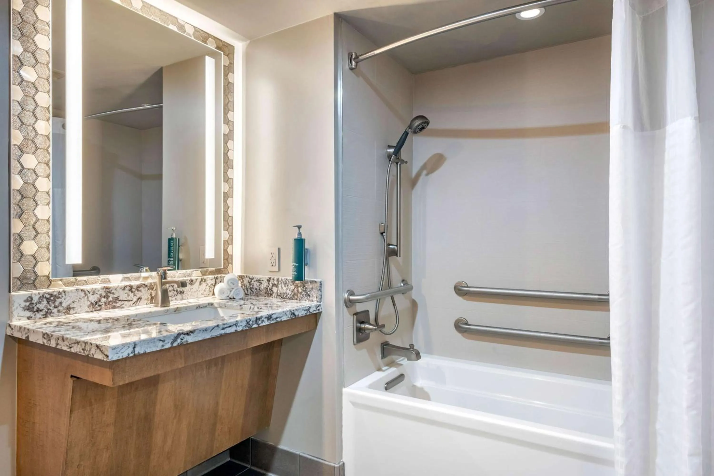 Bathroom in Hilton Vacation Club Tahoe Seasons Lake Tahoe