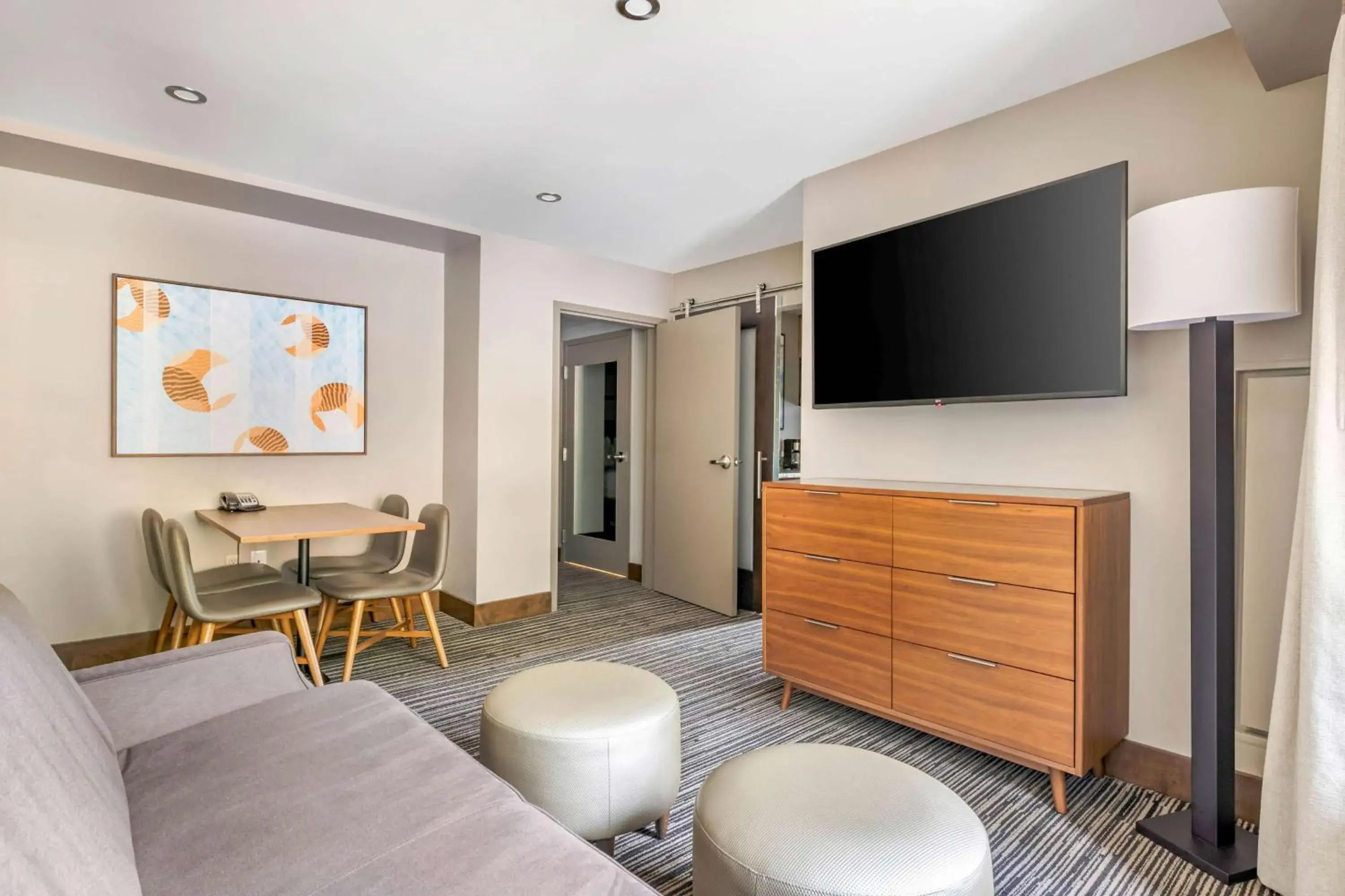 1 Bedroom 2 Kings With Sofabed in Hilton Vacation Club Tahoe Seasons Lake Tahoe 1 Bedroom 2 Kings With Sofabed in Hilton Vacation Club Tahoe Seasons Lake Tahoe