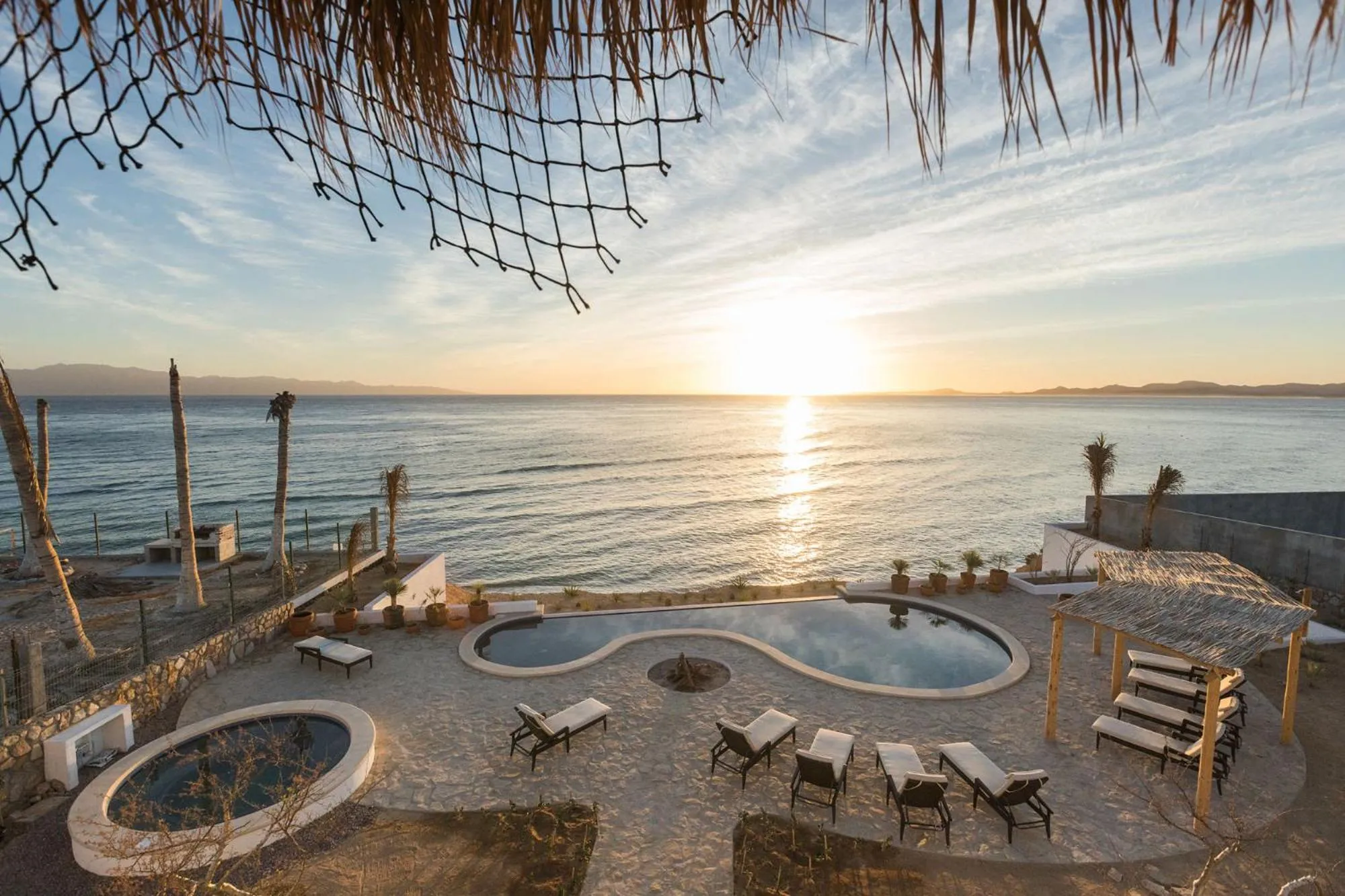 Property building in Hotel Boutique Casa Tara