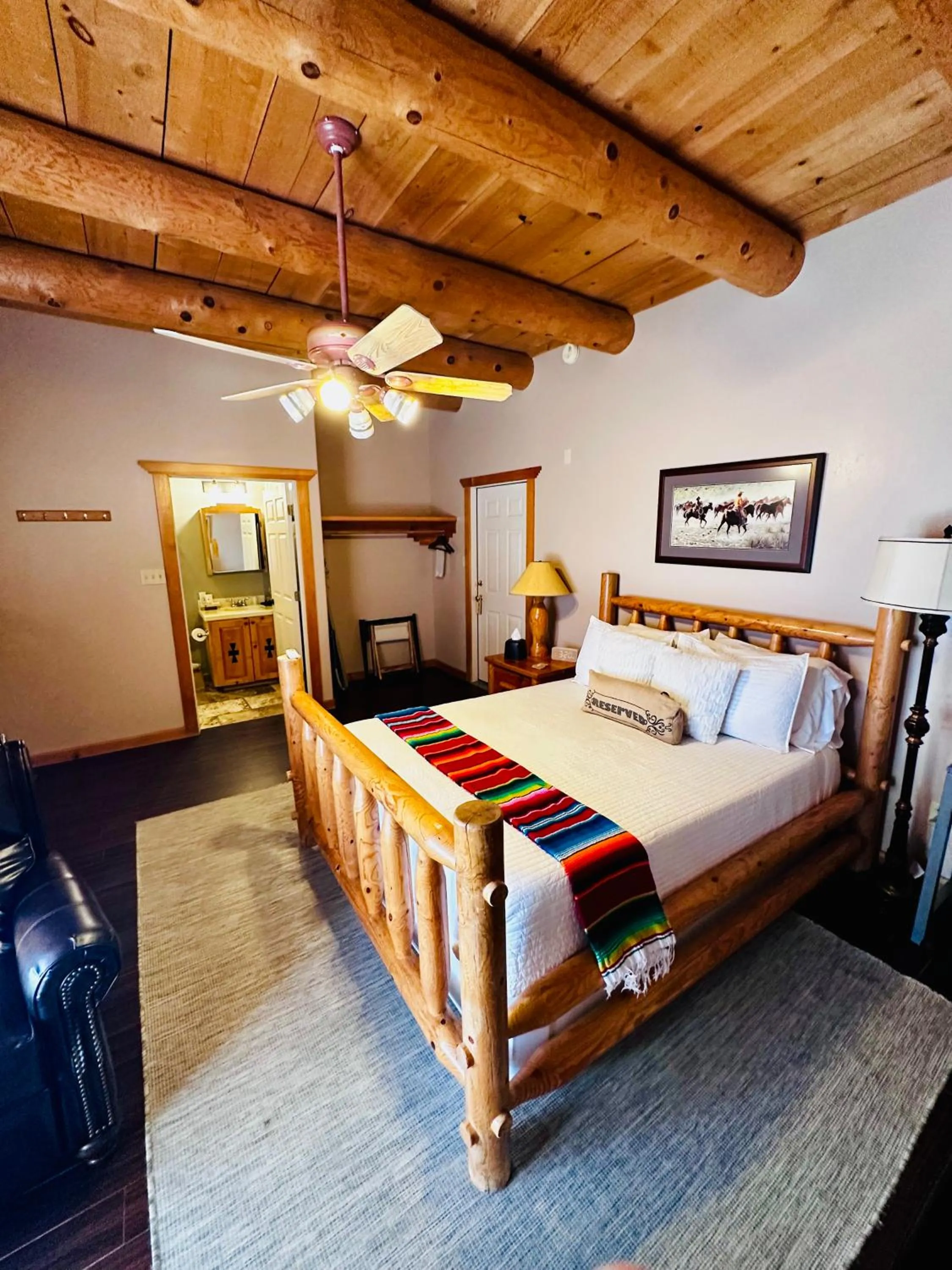 Bed in Adobe Rose Boutique Inn