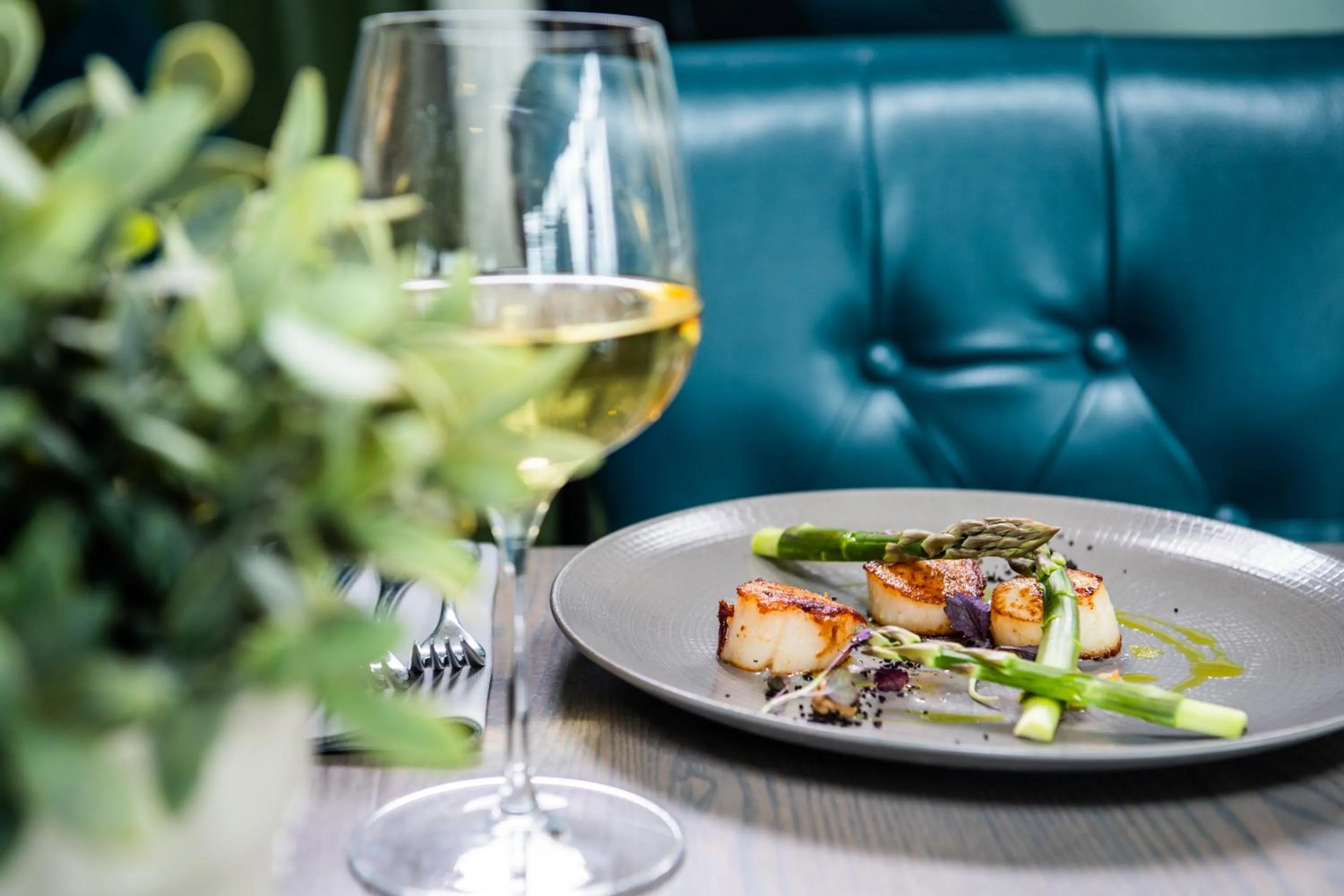 Restaurant/places to eat in Tewkesbury Park