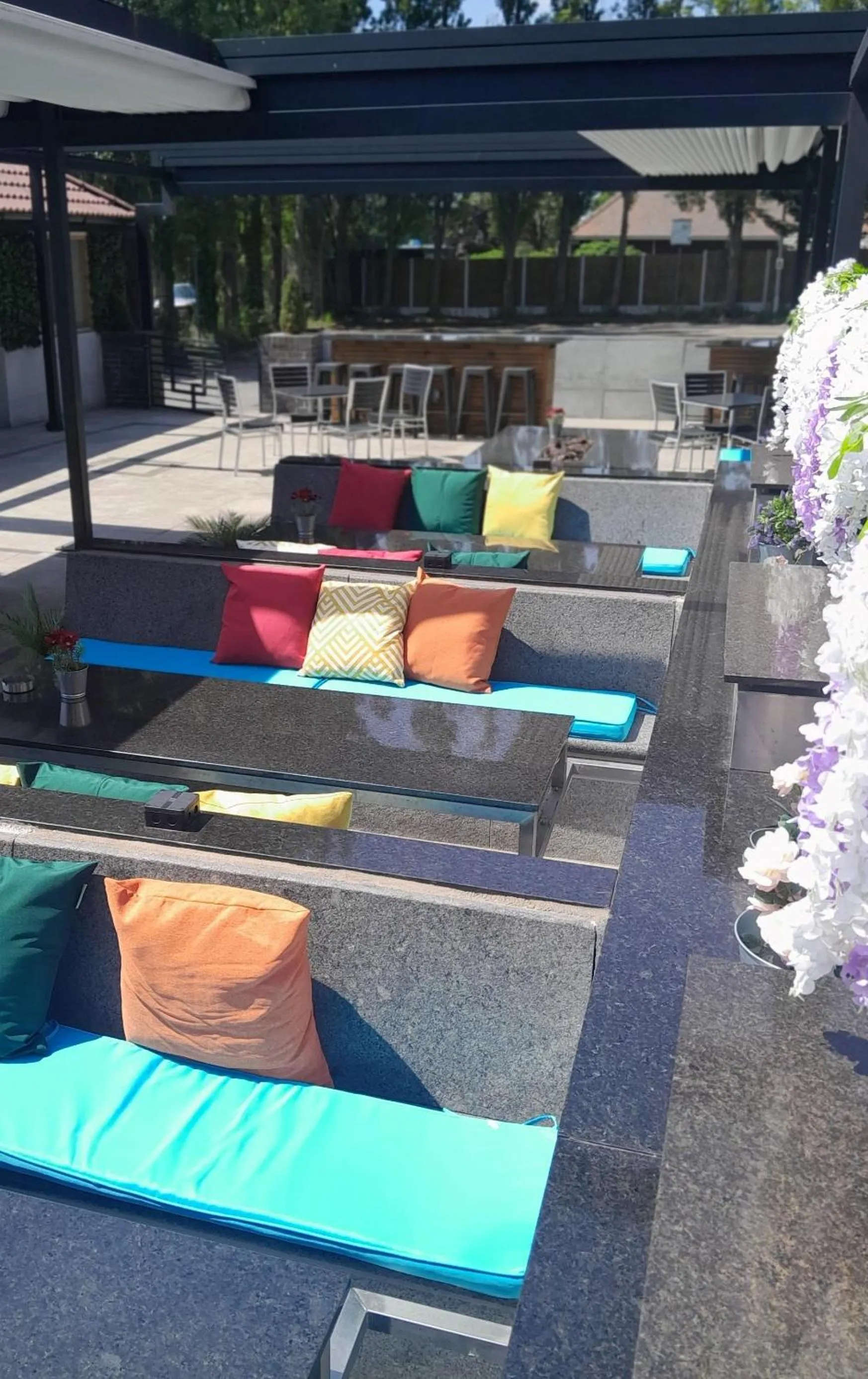 Garden in The Hillcrest Hotel