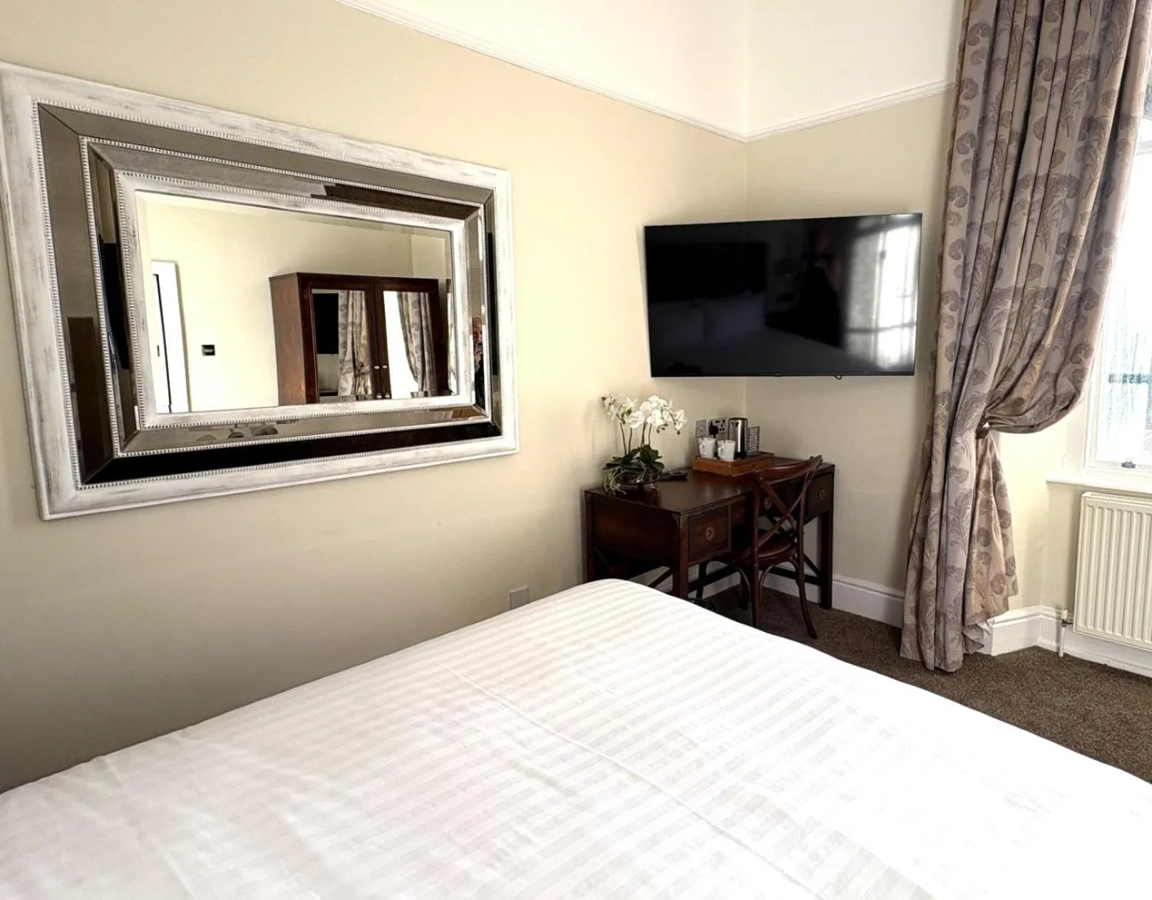 Bed in The Belsfield Hotel