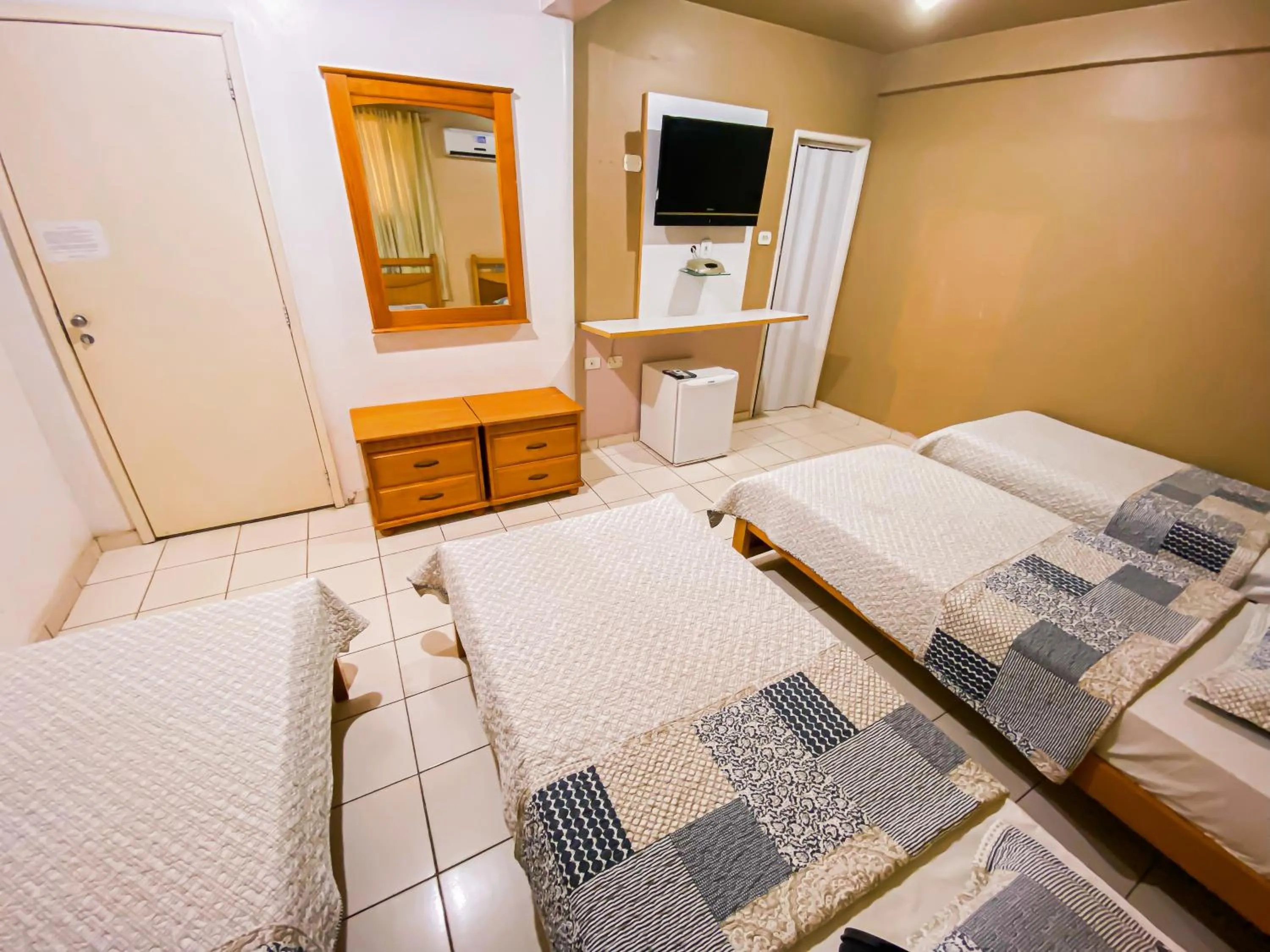 Bedroom, Bed in Hotel Pequeno Principe