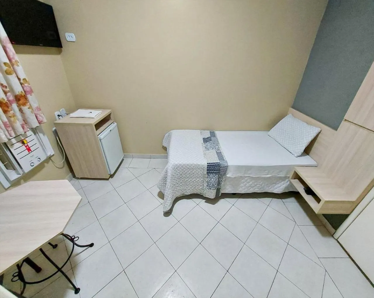 TV and multimedia in Hotel Pequeno Principe