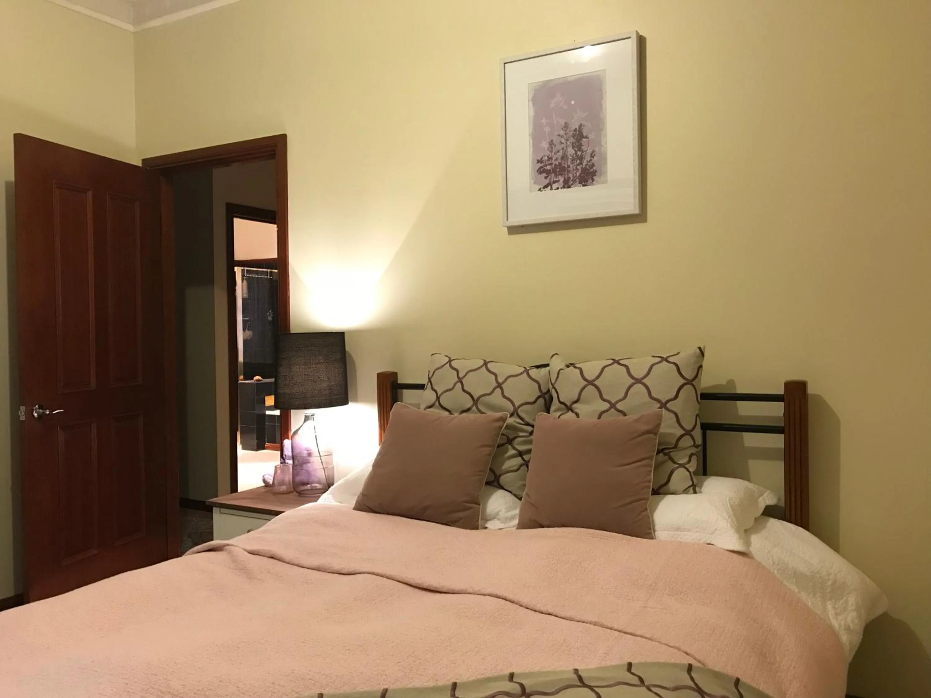 Bed in Helen's Homestead