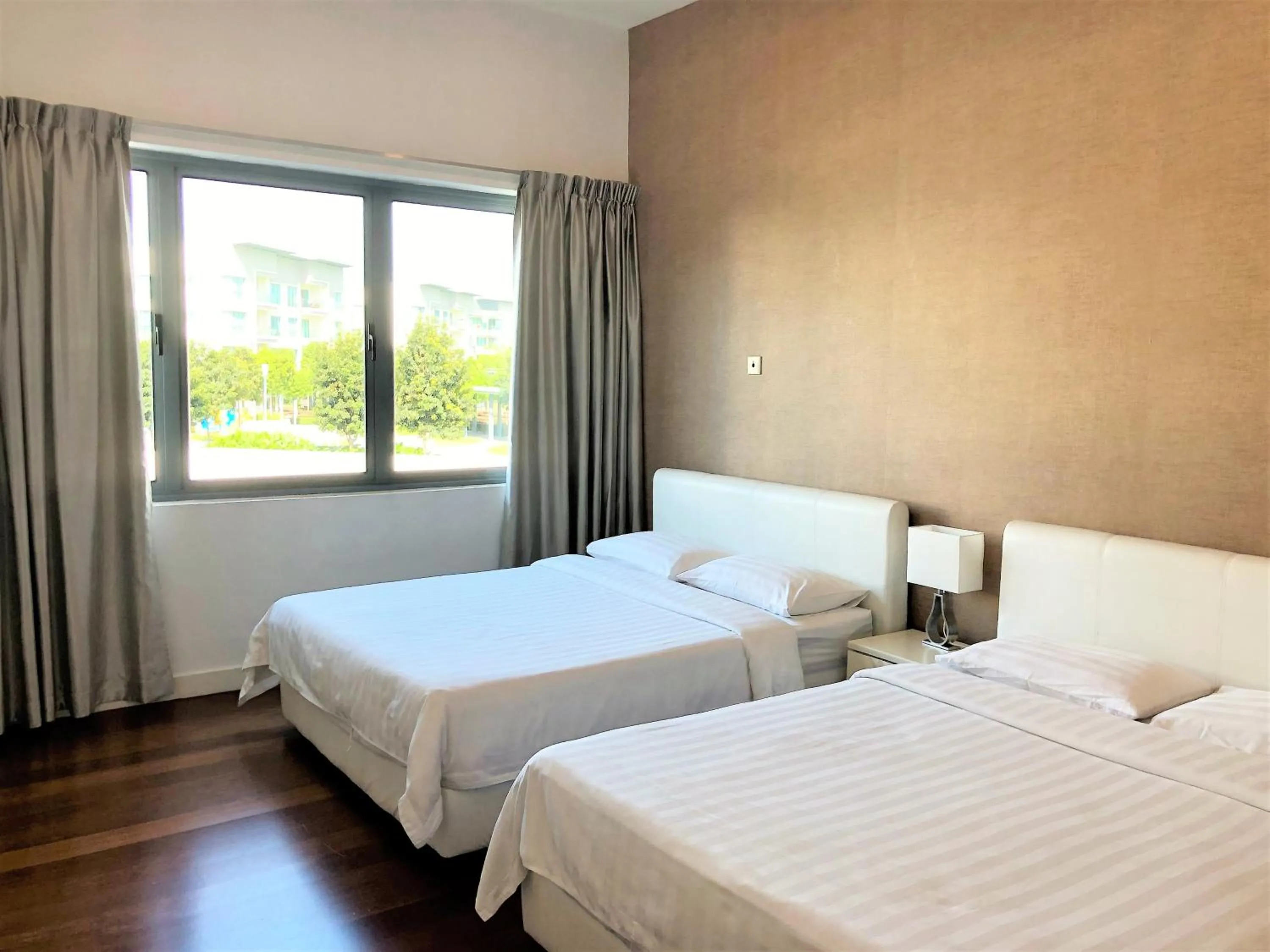 Bed in Borneo Coastal Residence @ IMAGO Mall