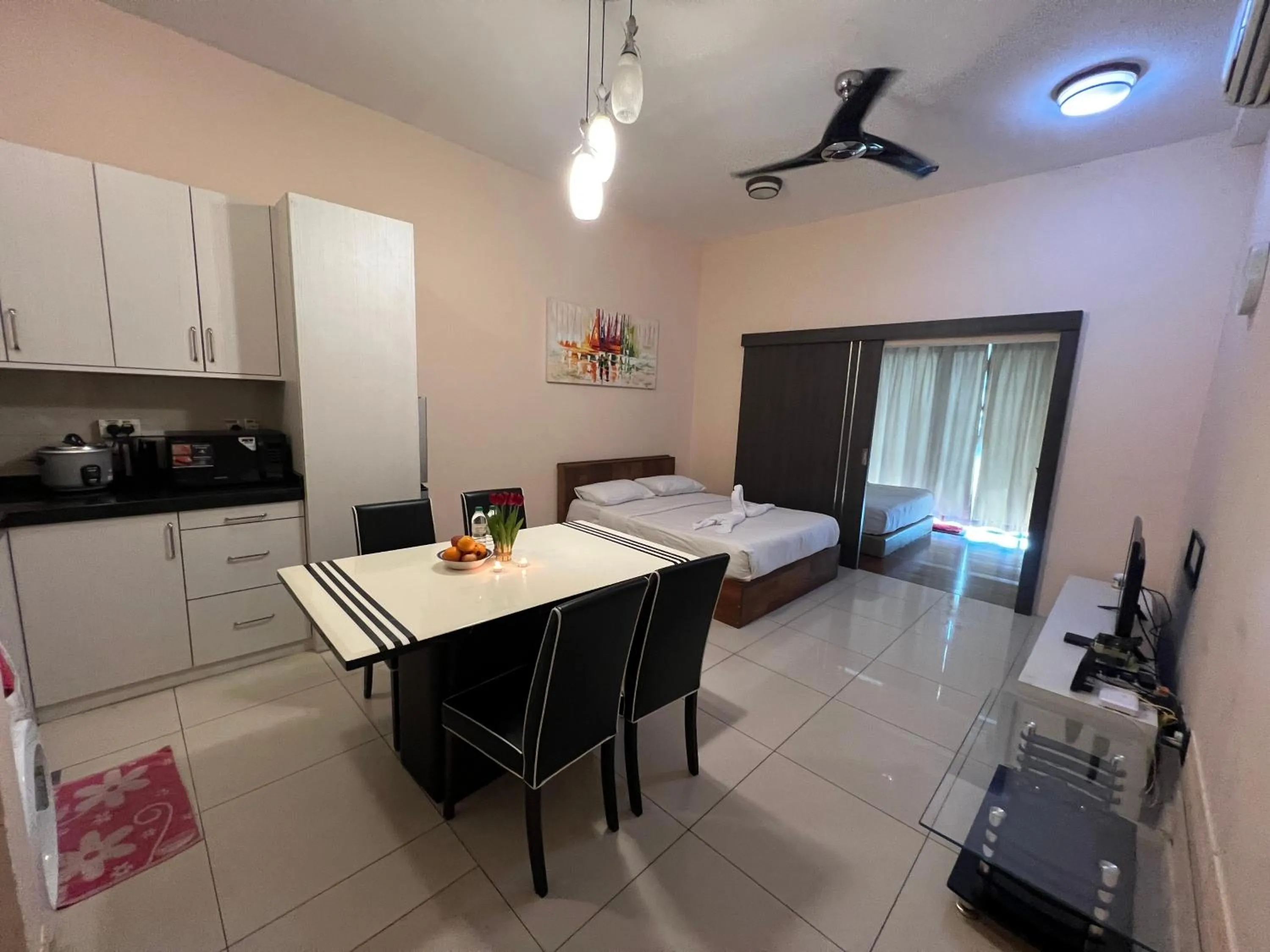 Bed in Borneo Coastal Residence @ IMAGO Mall