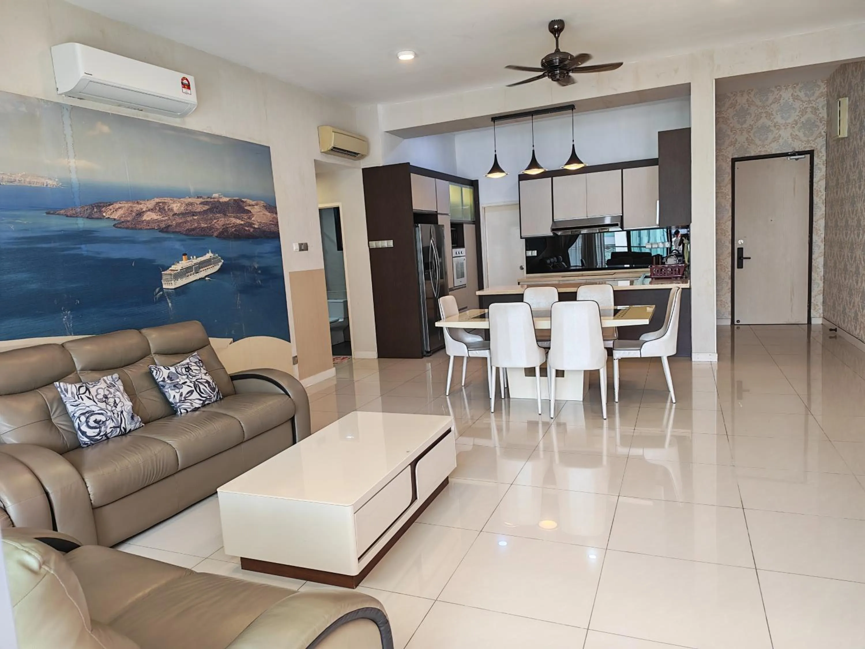 Borneo Coastal Residence @ IMAGO Mall