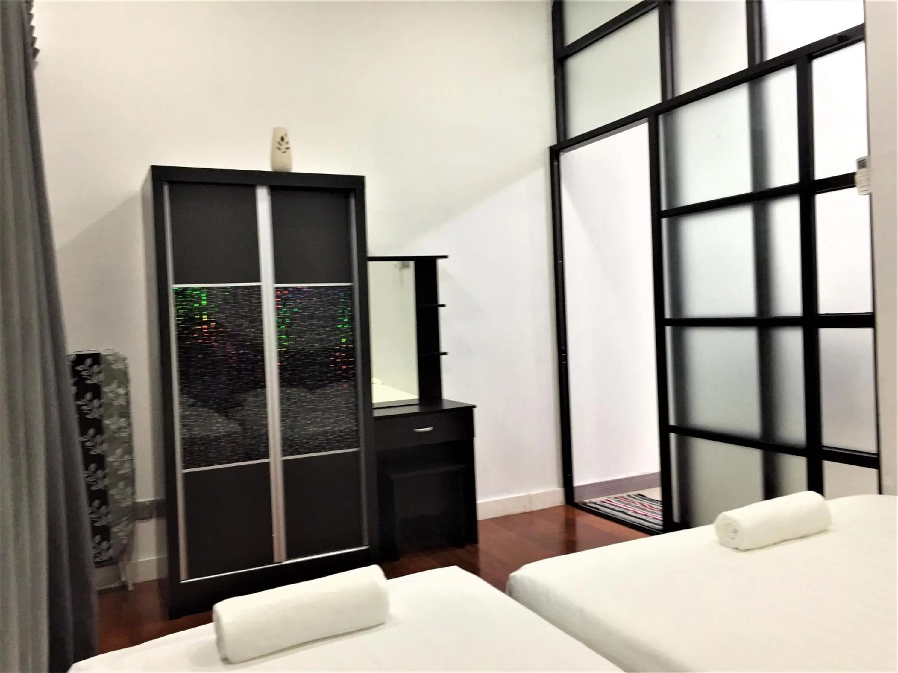 Bedroom, Bed in Borneo Coastal Residence @ IMAGO Mall