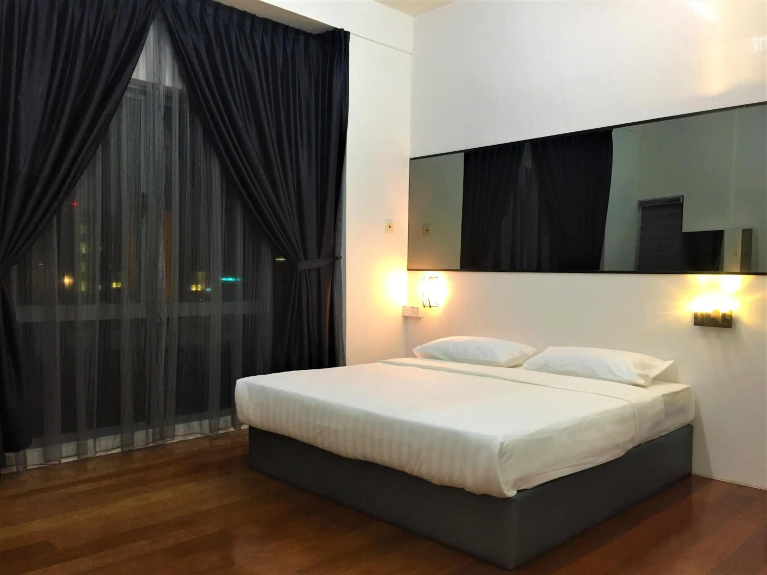 Bedroom, Bed in Borneo Coastal Residence @ IMAGO Mall