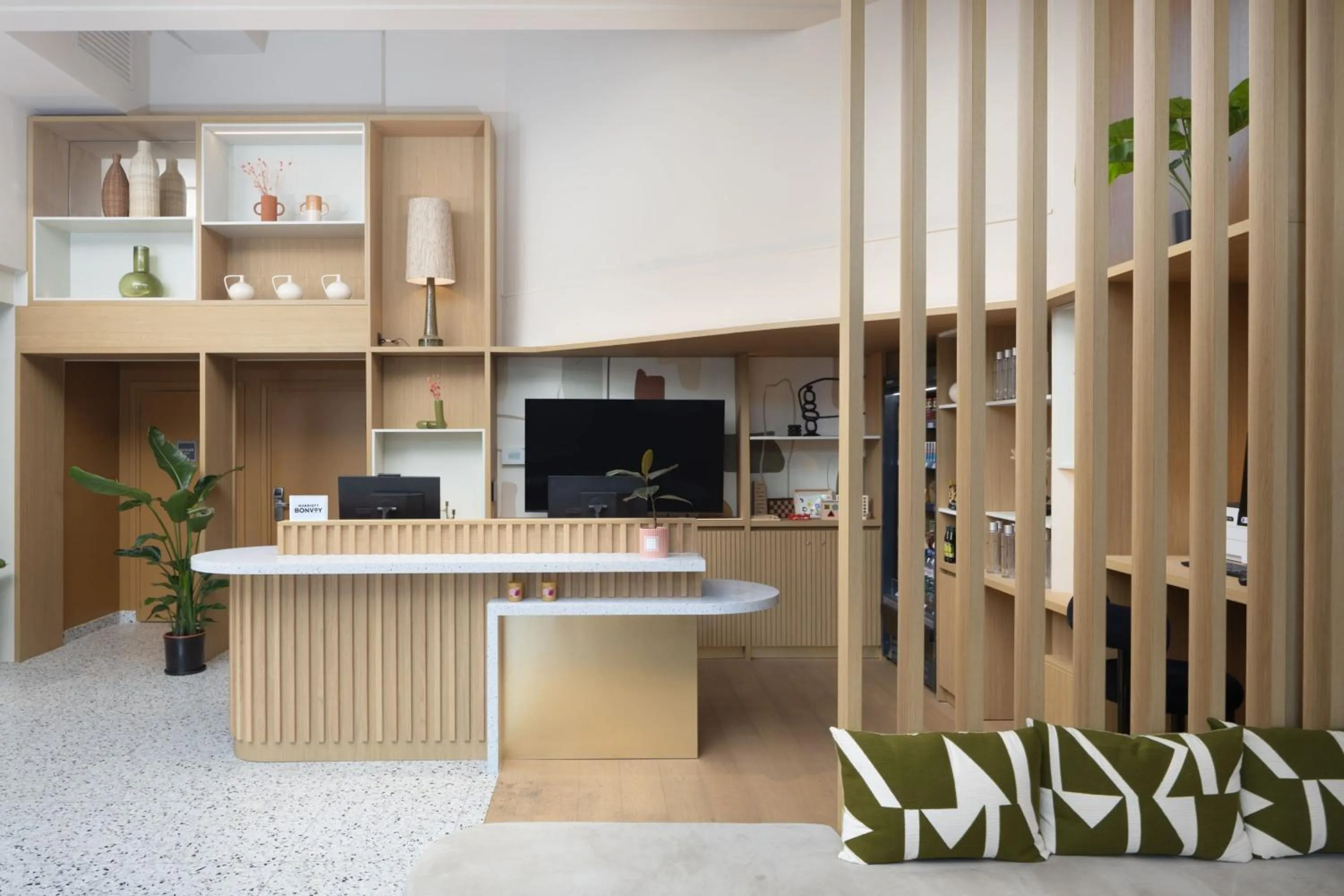 Lobby or reception in Residence Inn by Marriott Paris Didot Montparnasse