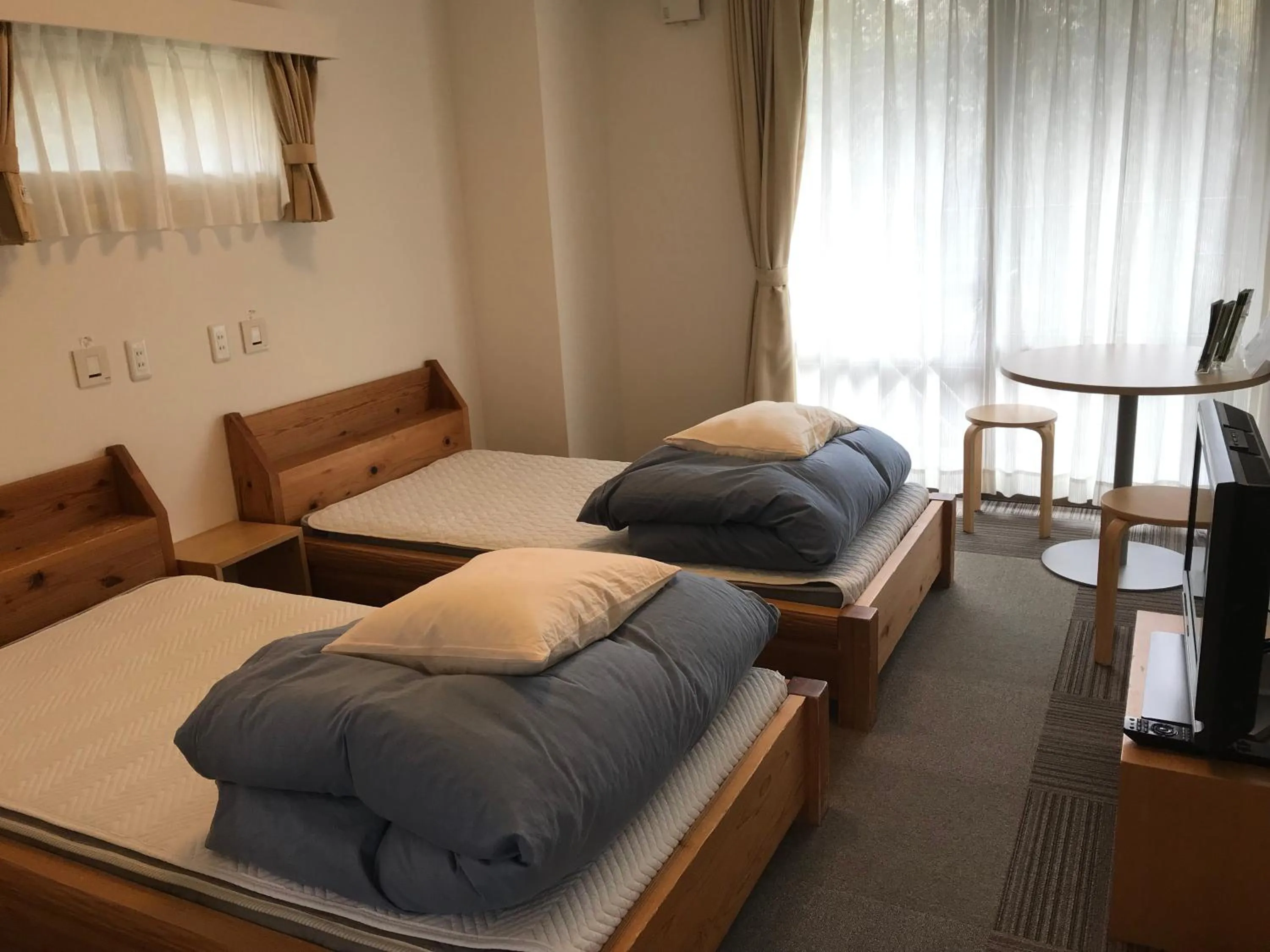 Photo of the whole room, Bed in Kyoto Utano Youth Hostel