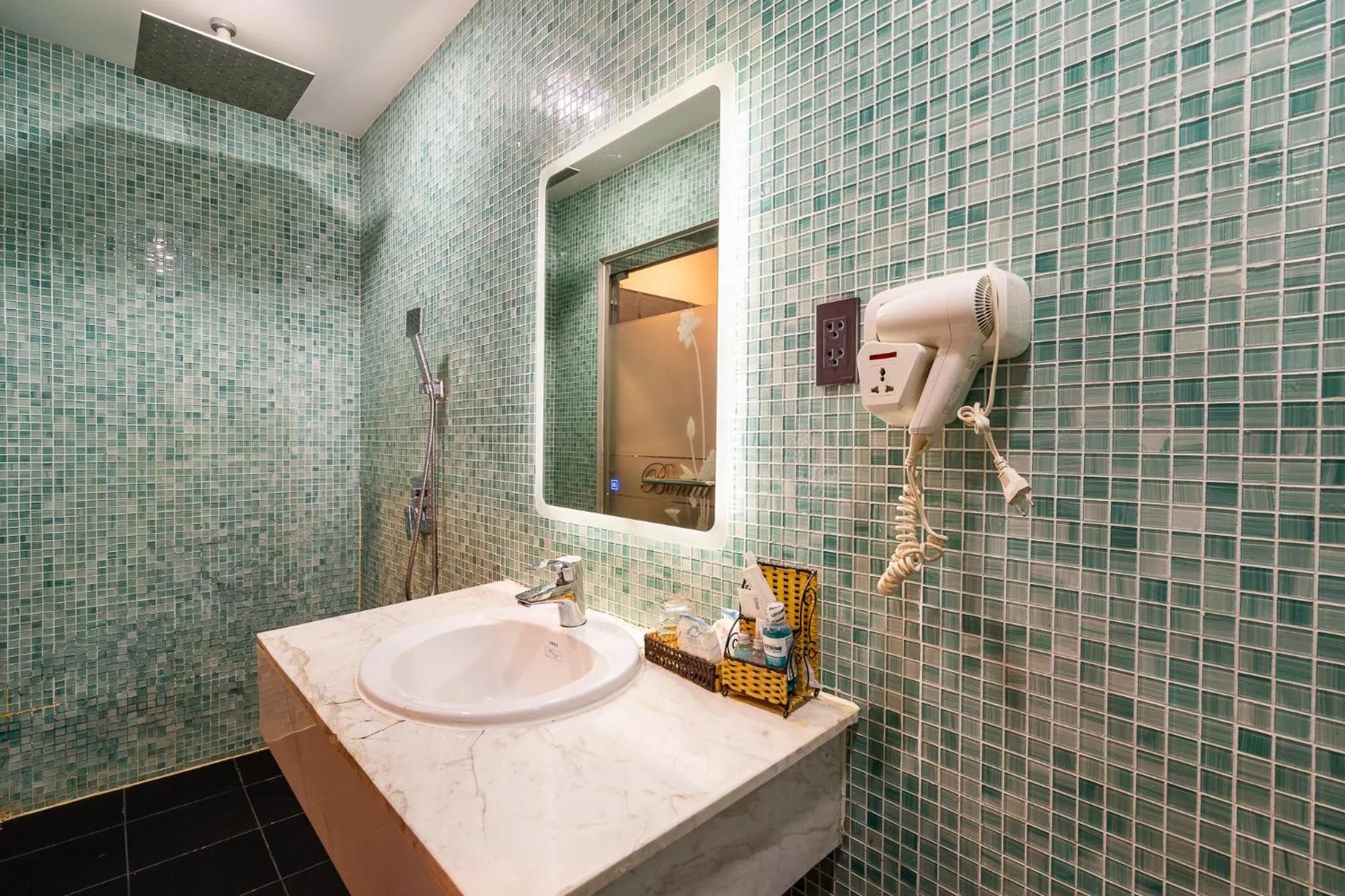 Bathroom in Collection O District 10 - Bonita Grand Hotel