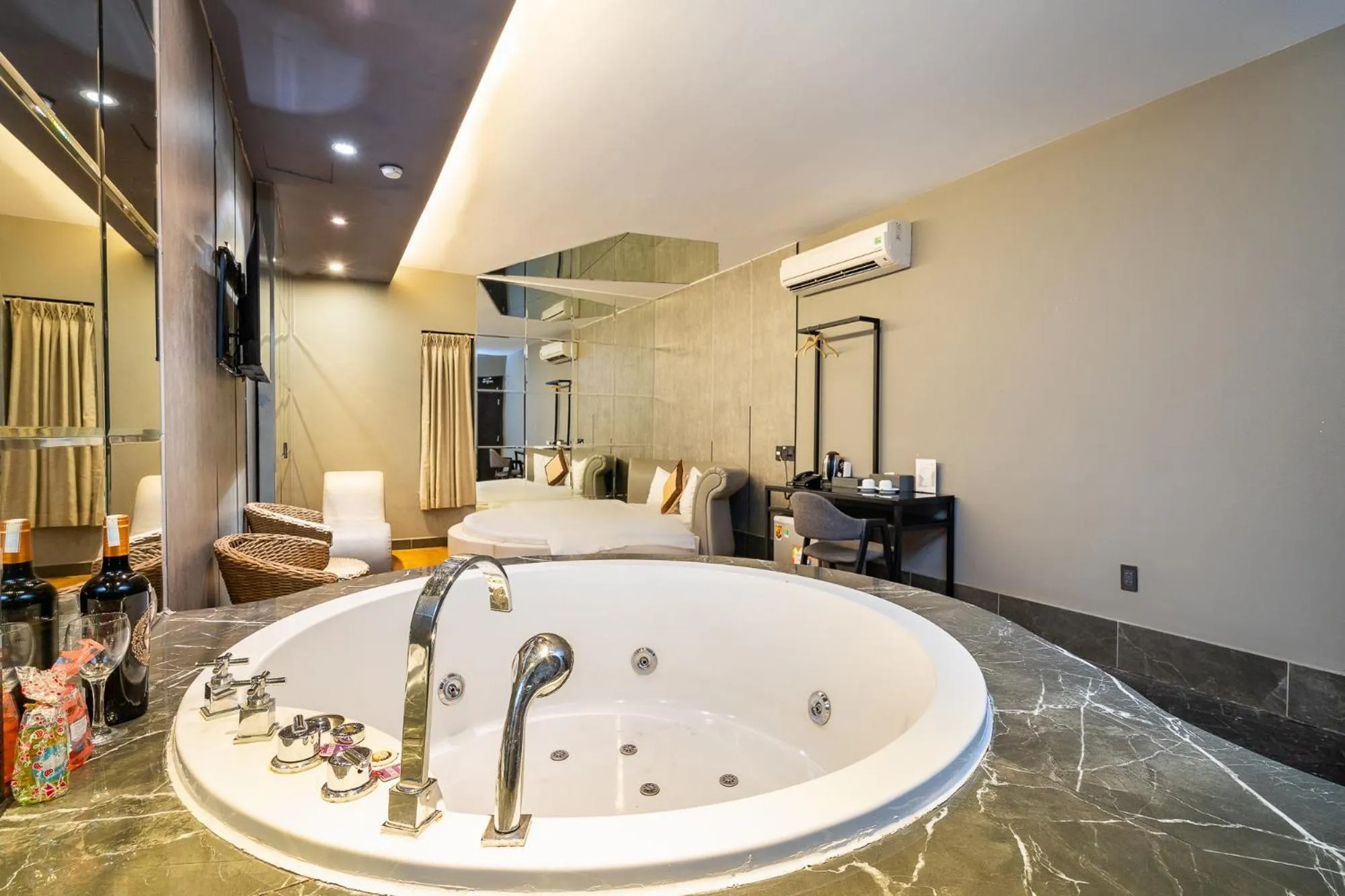 Bathroom in Collection O District 10 - Bonita Grand Hotel