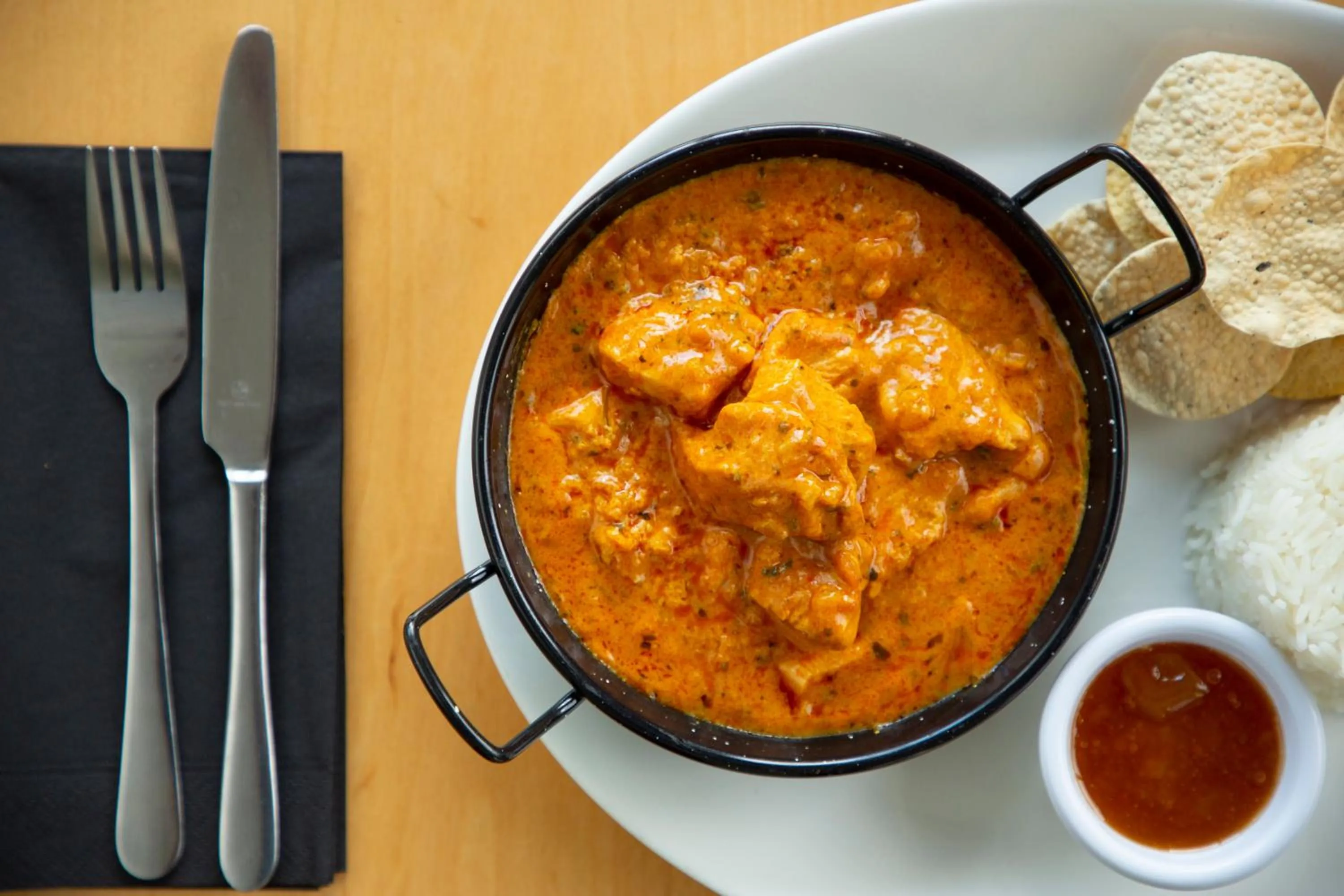 Restaurant/places to eat in Holiday Inn Express Park Royal by IHG