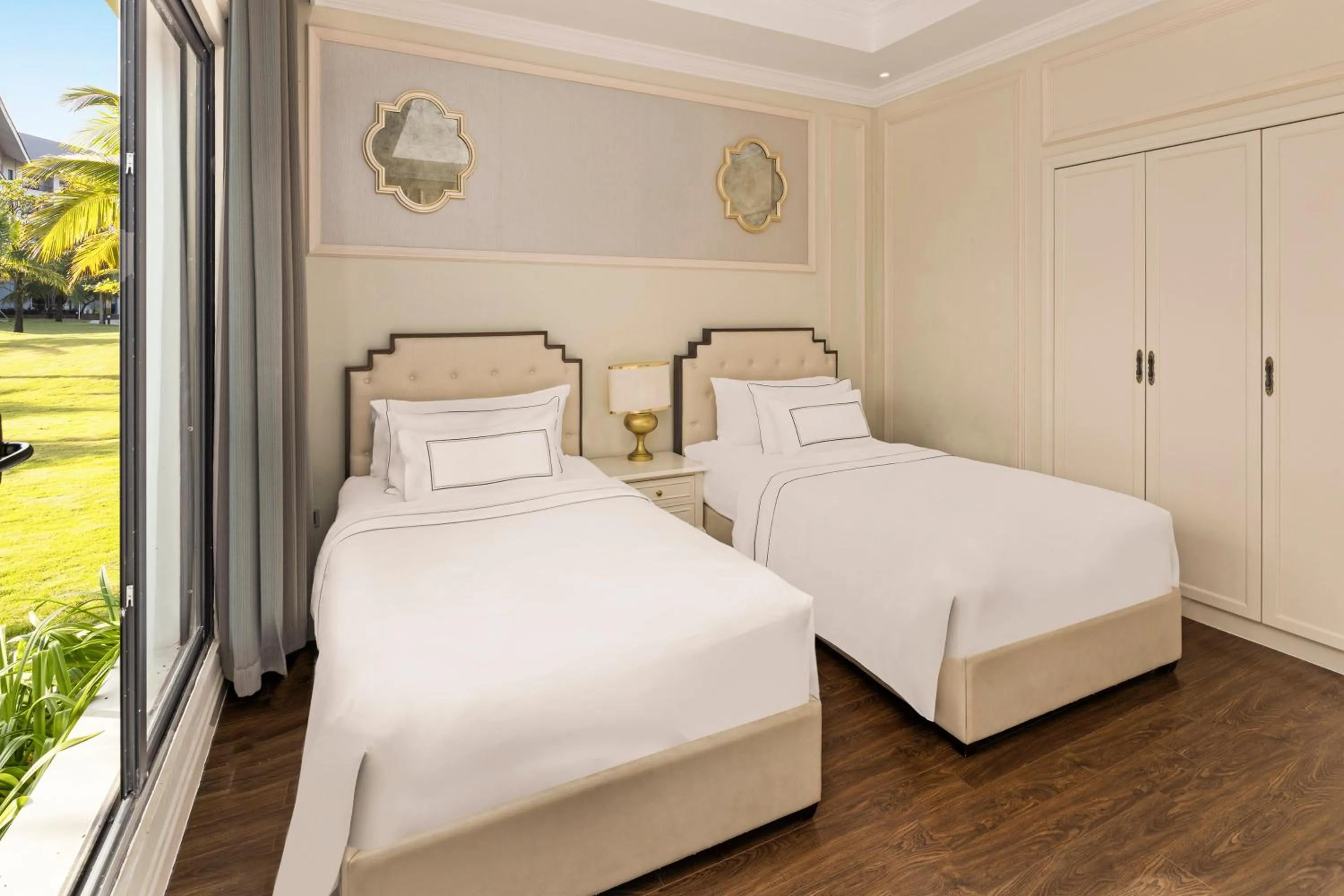 Bed in Vinpearl Cua Hoi, Affiliated by Melia