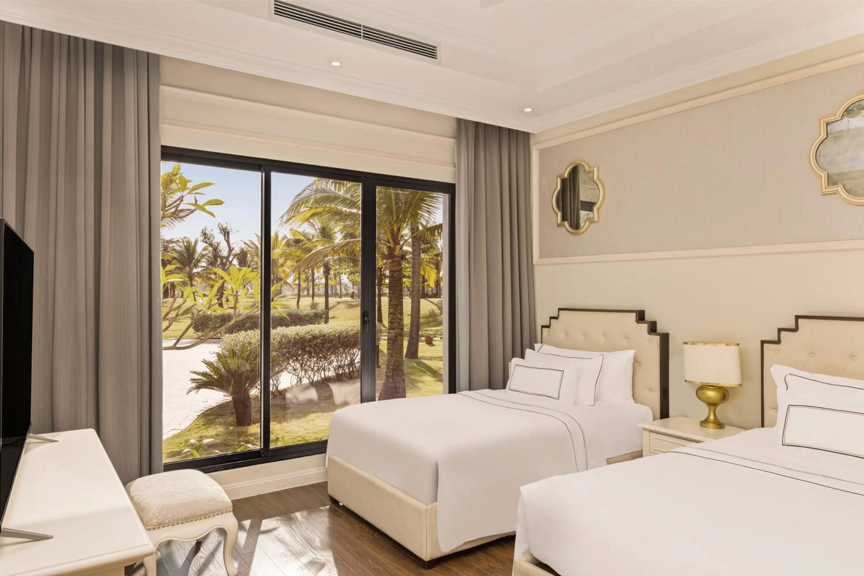 Bed in Vinpearl Cua Hoi, Affiliated by Melia
