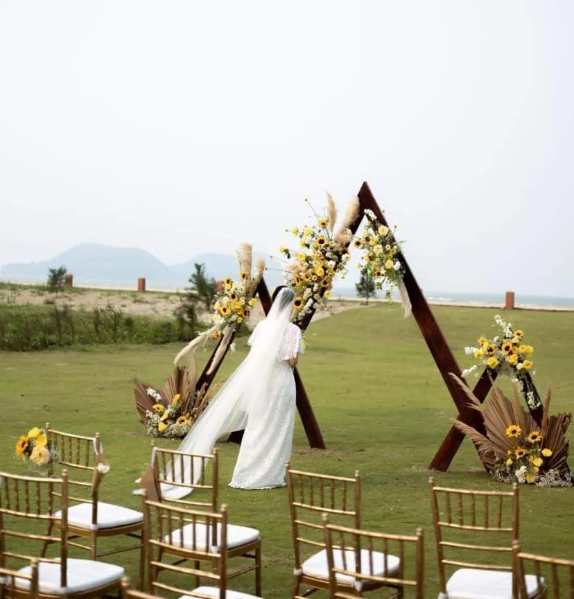 wedding in Vinpearl Cua Hoi, Affiliated by Melia