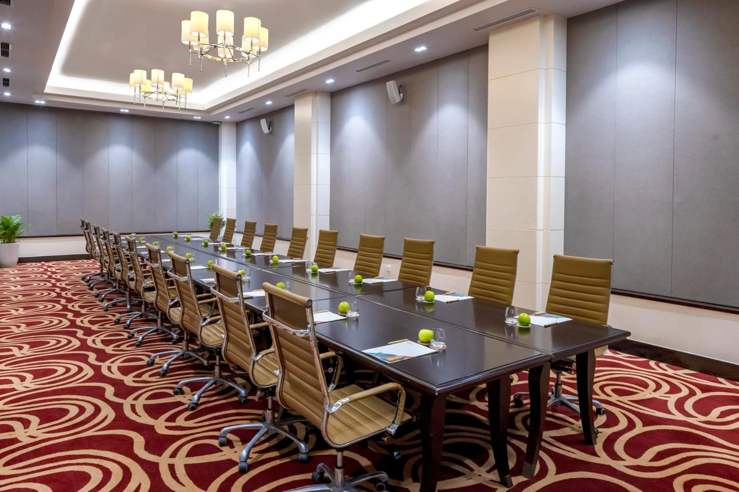 Meeting/conference room in Vinpearl Cua Hoi, Affiliated by Melia