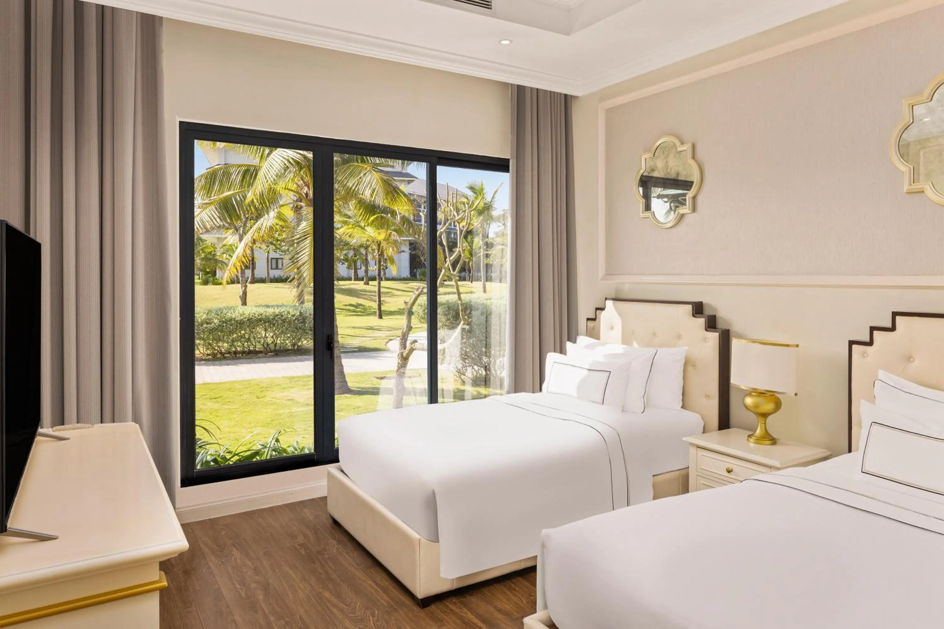 Bed in Vinpearl Cua Hoi, Affiliated by Melia