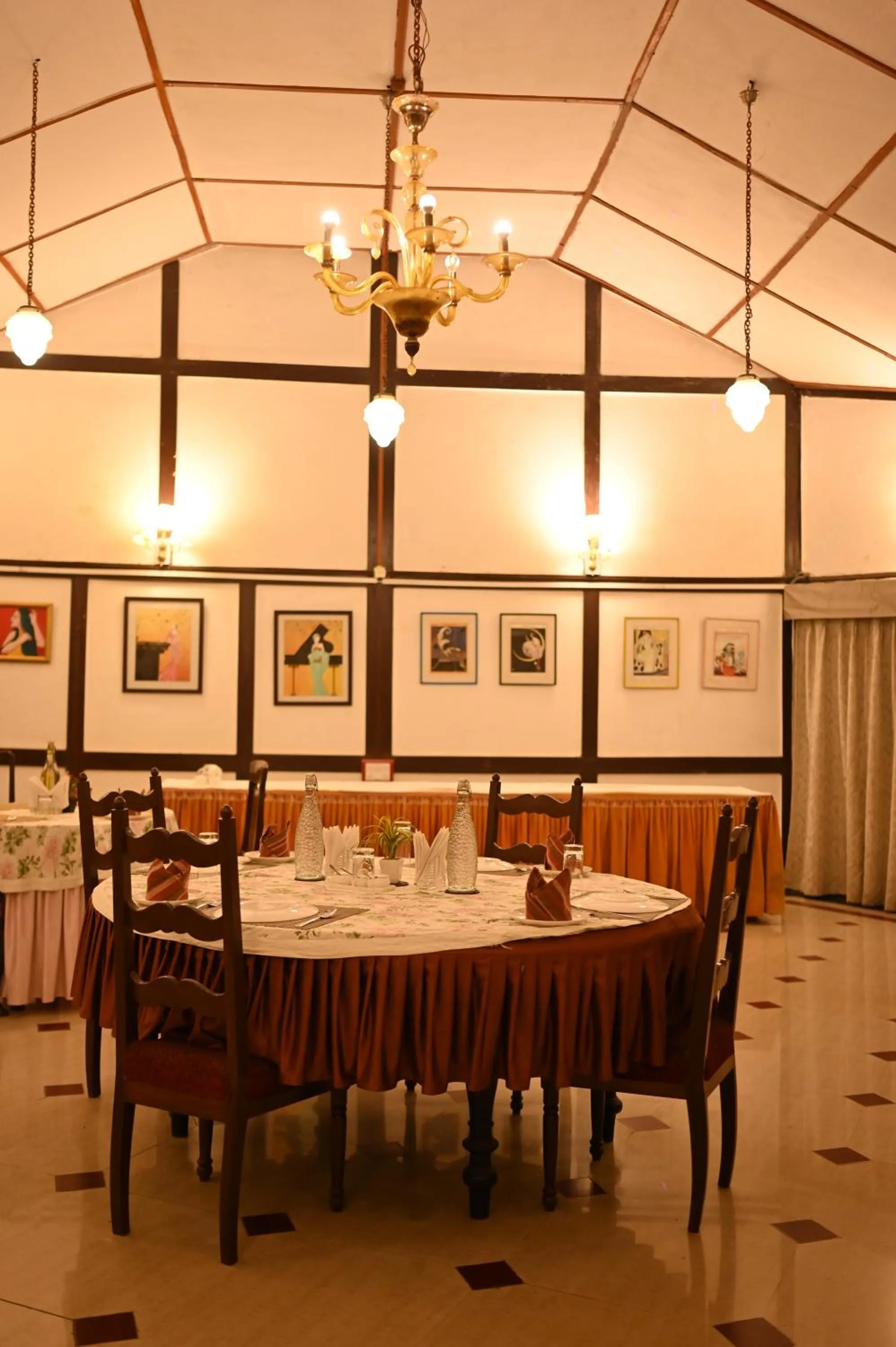 Restaurant/places to eat in Banyan Grove