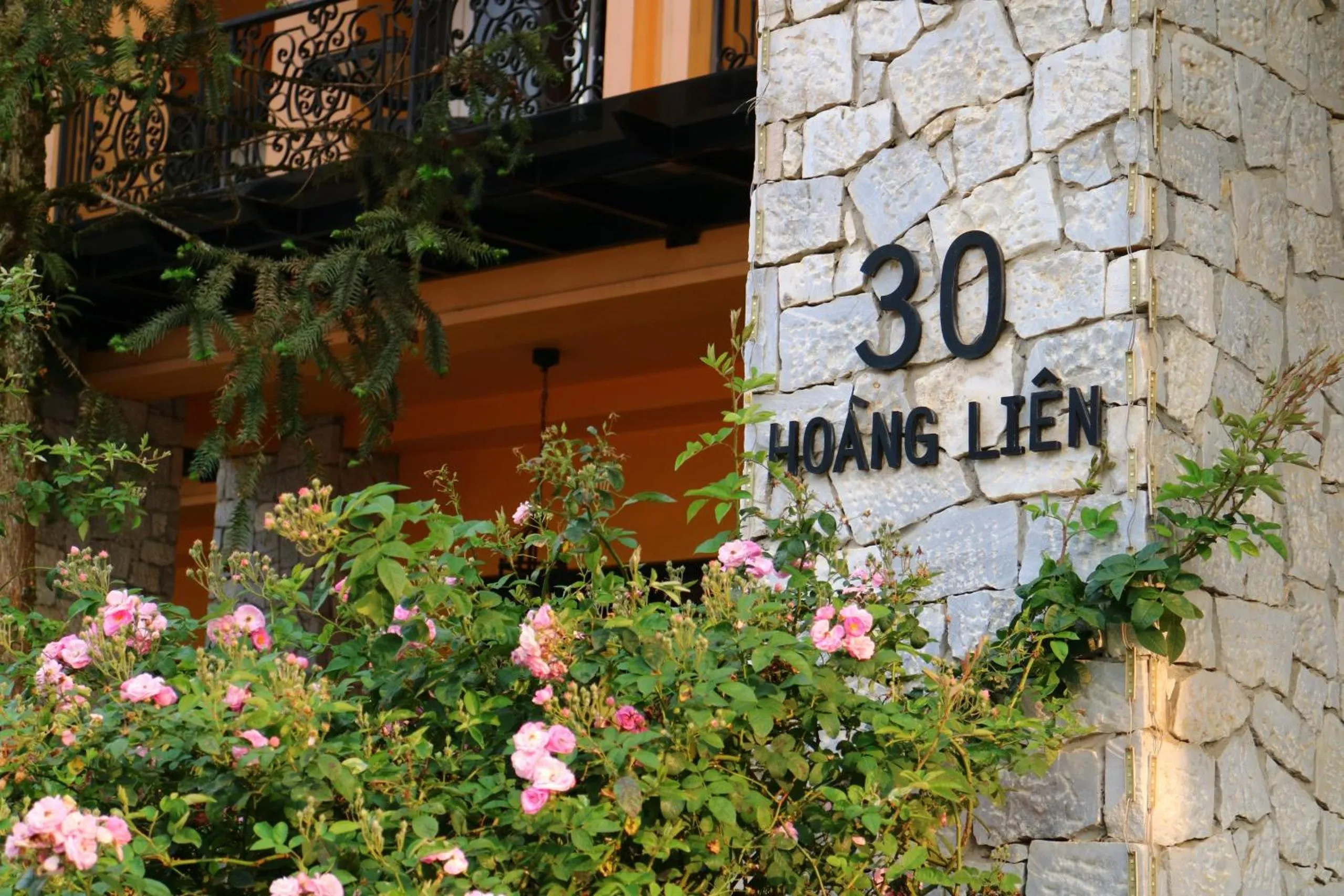 Facade/entrance in Aliana Boutique Sapa Hotel & Spa