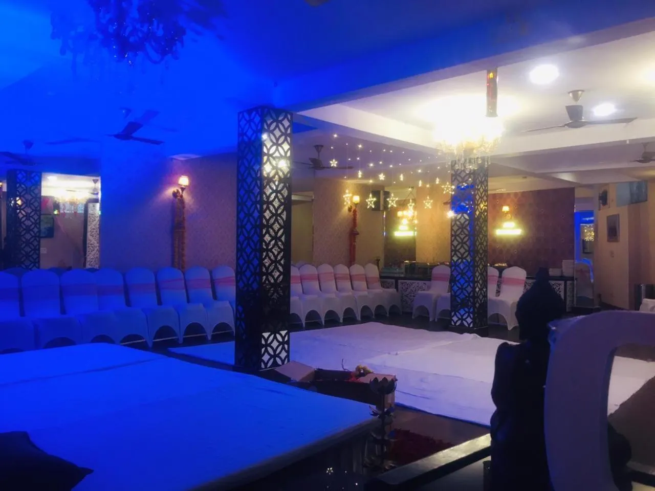Banquet/Function facilities in Anand Bhawan