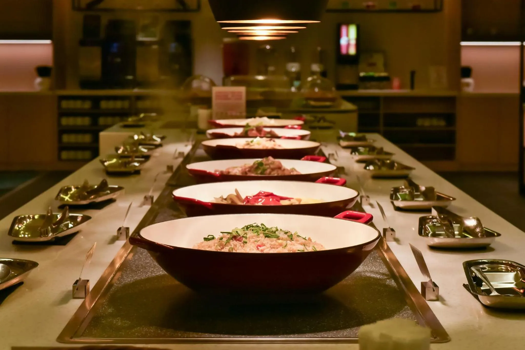 Restaurant/places to eat in Holiday Inn Taoyuan Airport by IHG