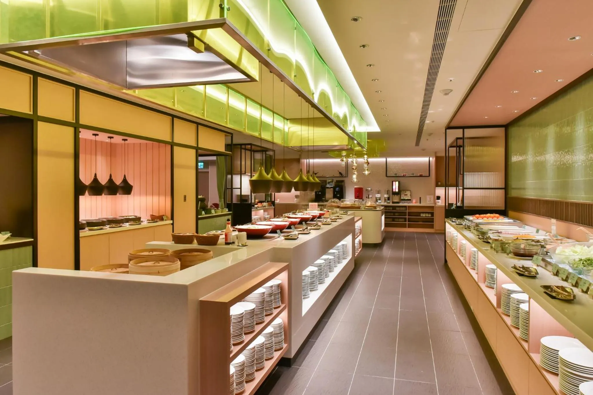 Breakfast in Holiday Inn Taoyuan Airport by IHG