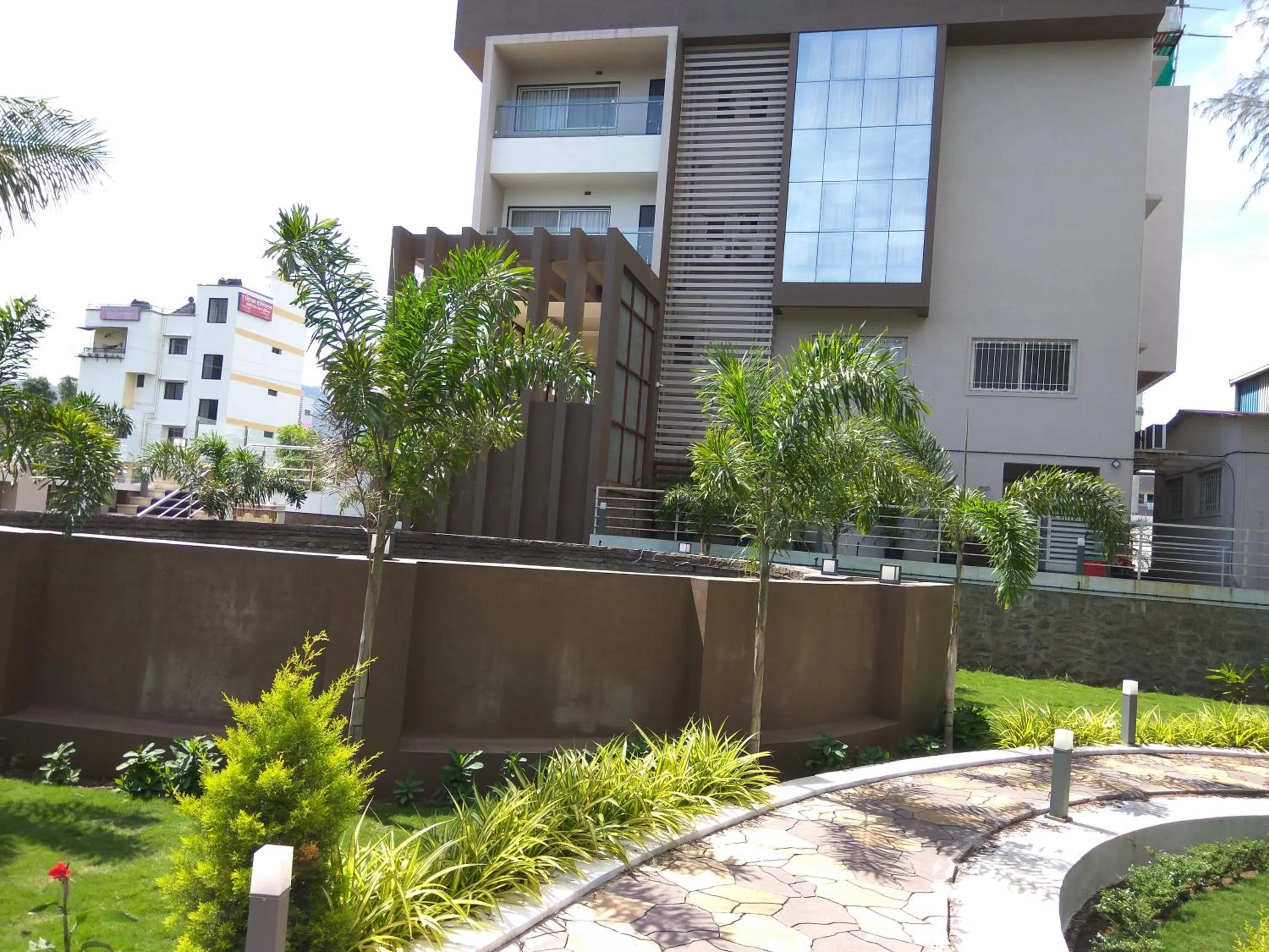 Garden view in Manasi Pride