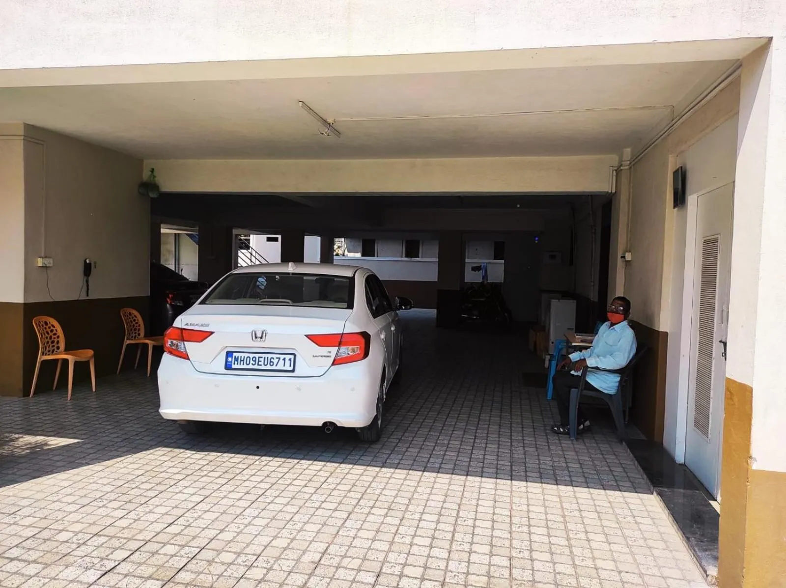 Parking in Manasi Pride