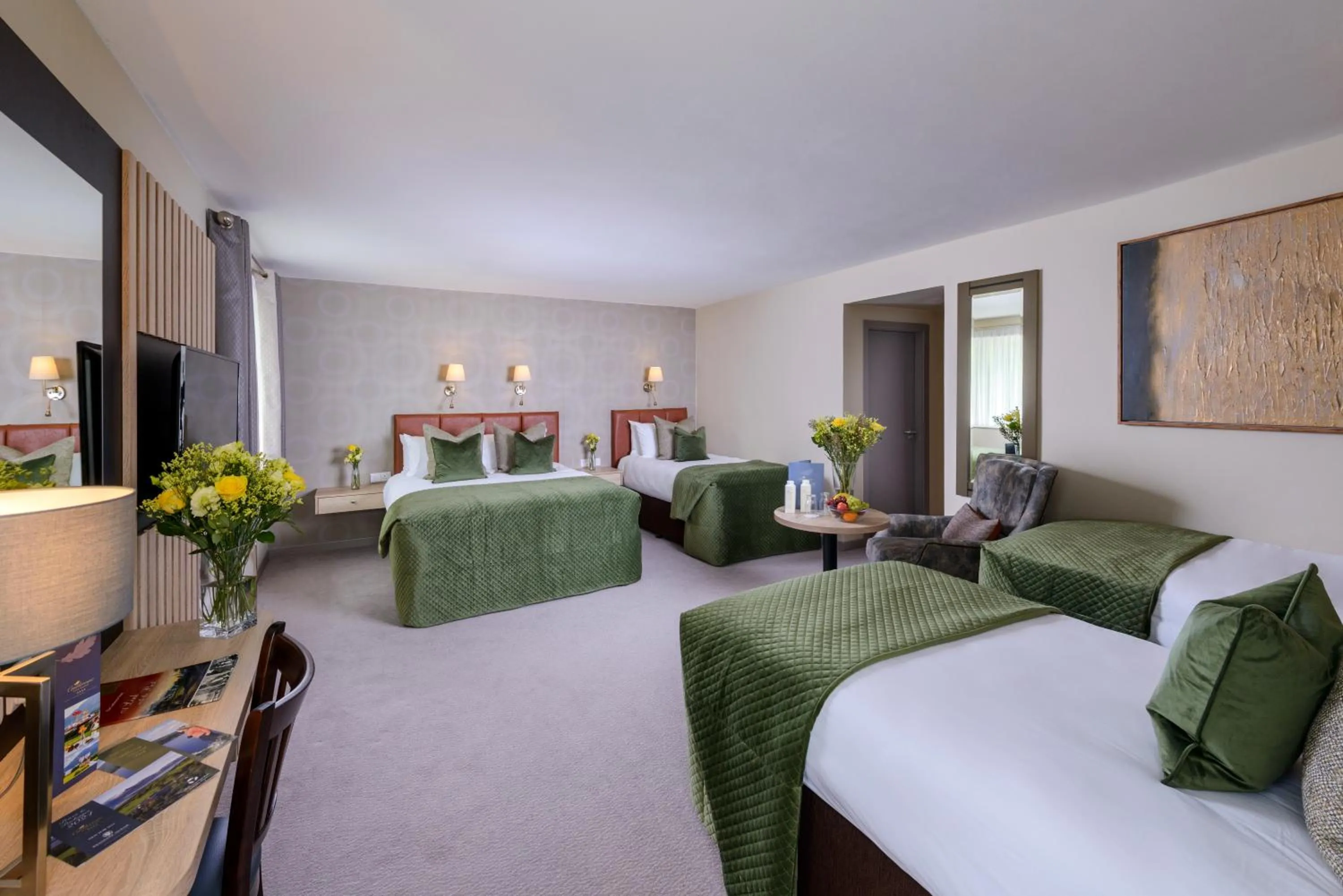 Property building, Bed in Castlerosse Park Resort